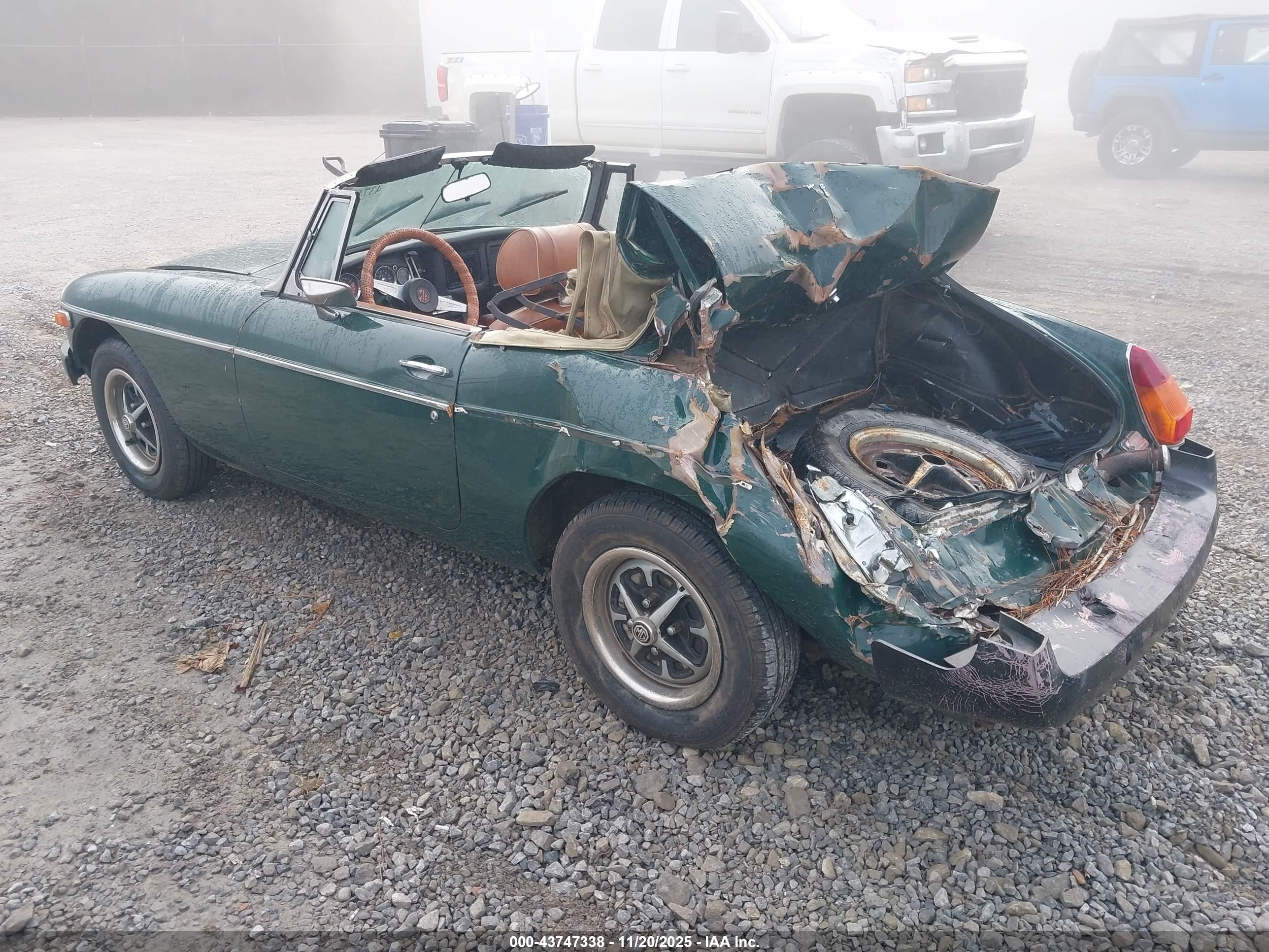 MG MGB image 3