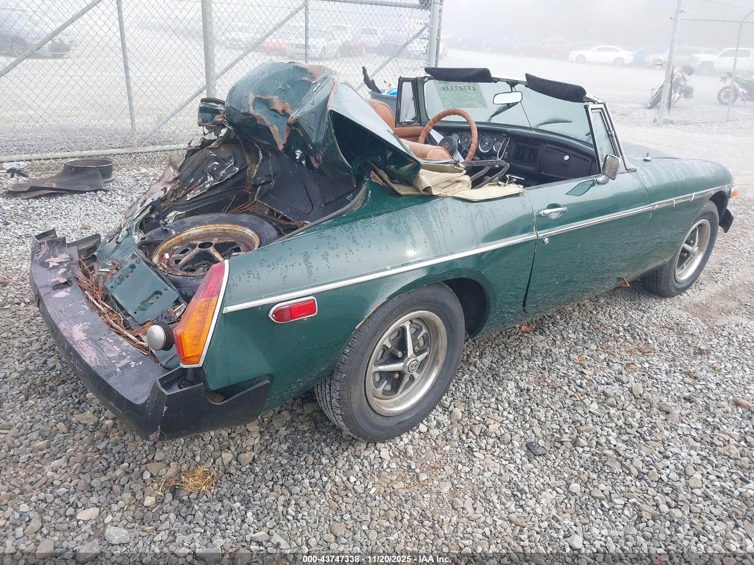 MG MGB image 4