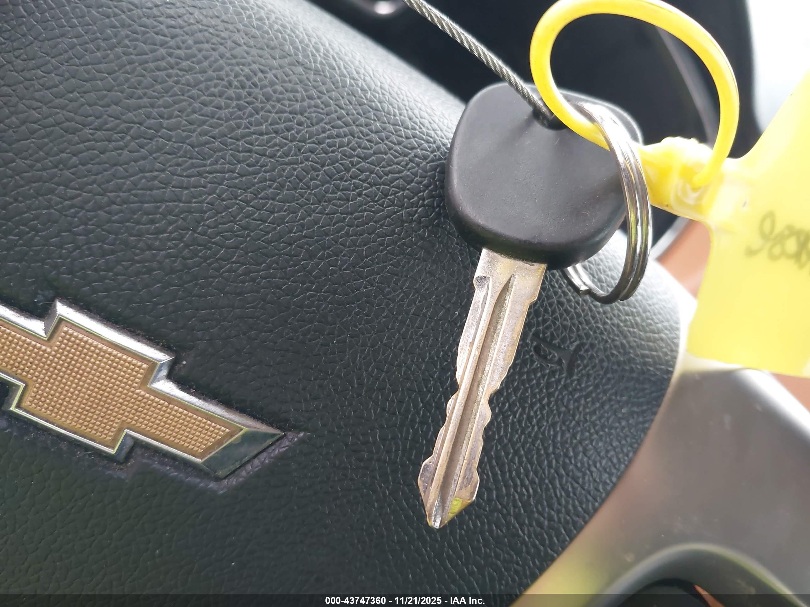 CHEVROLET TRAVERSE image 11