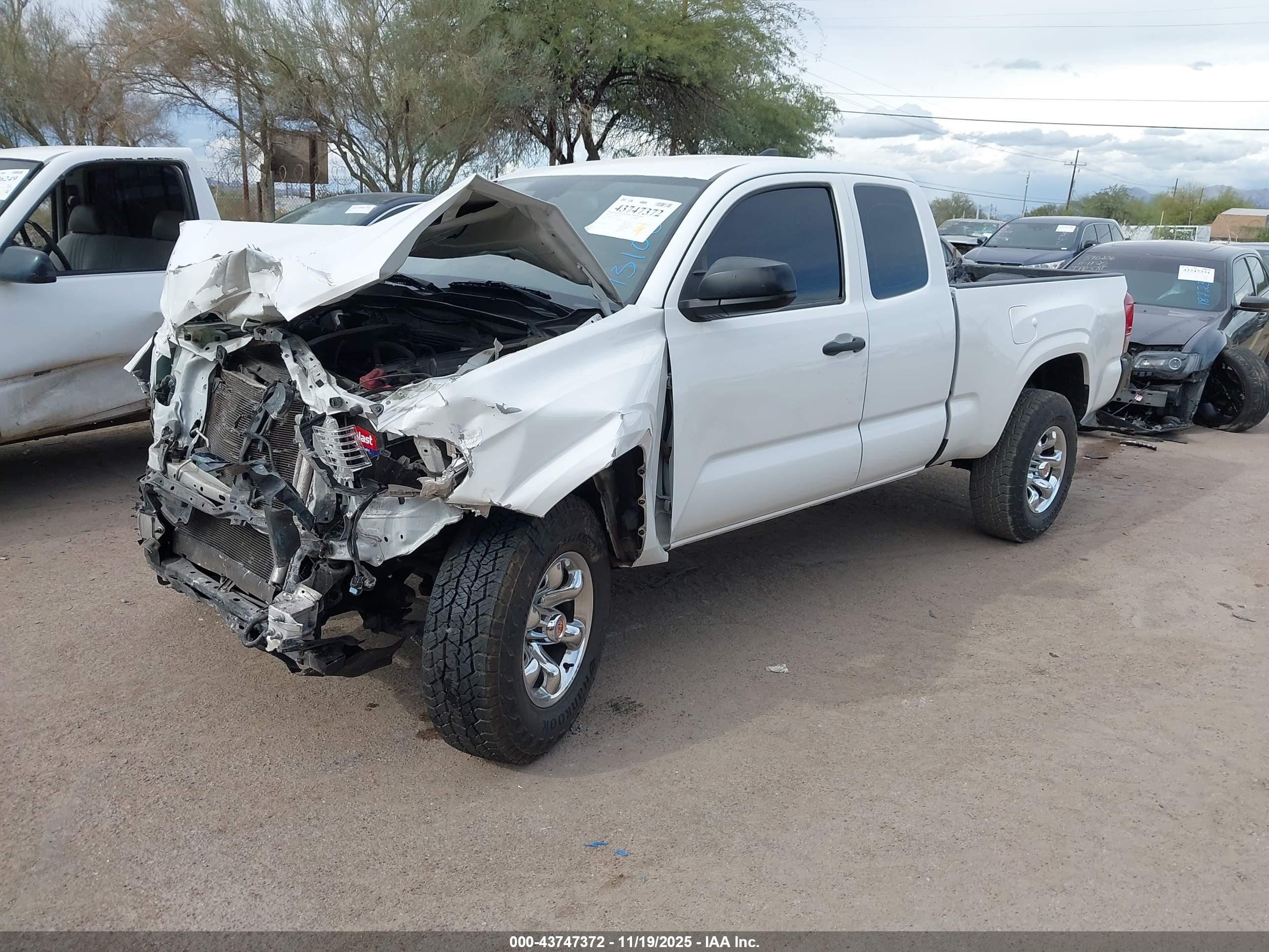 TOYOTA TACOMA image 2