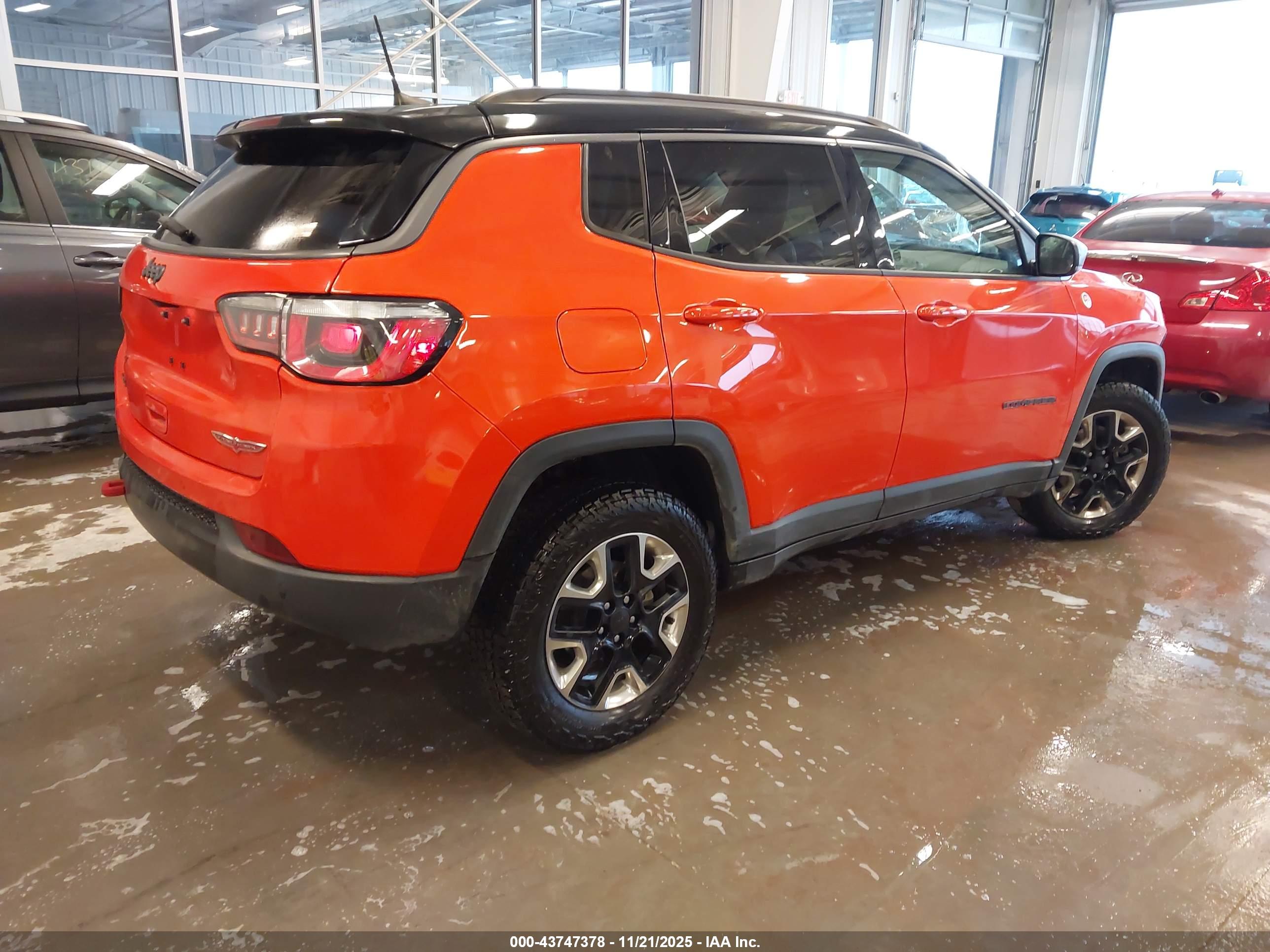 JEEP COMPASS image 4