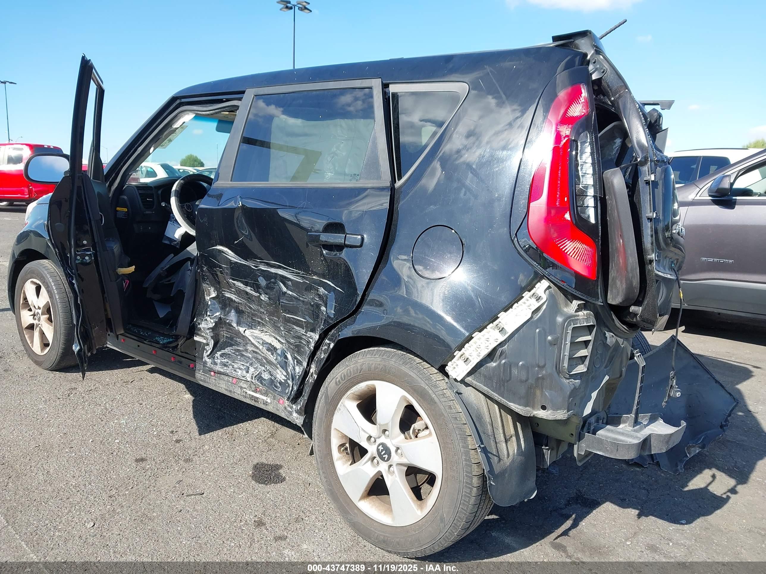 KIA SOUL image 3