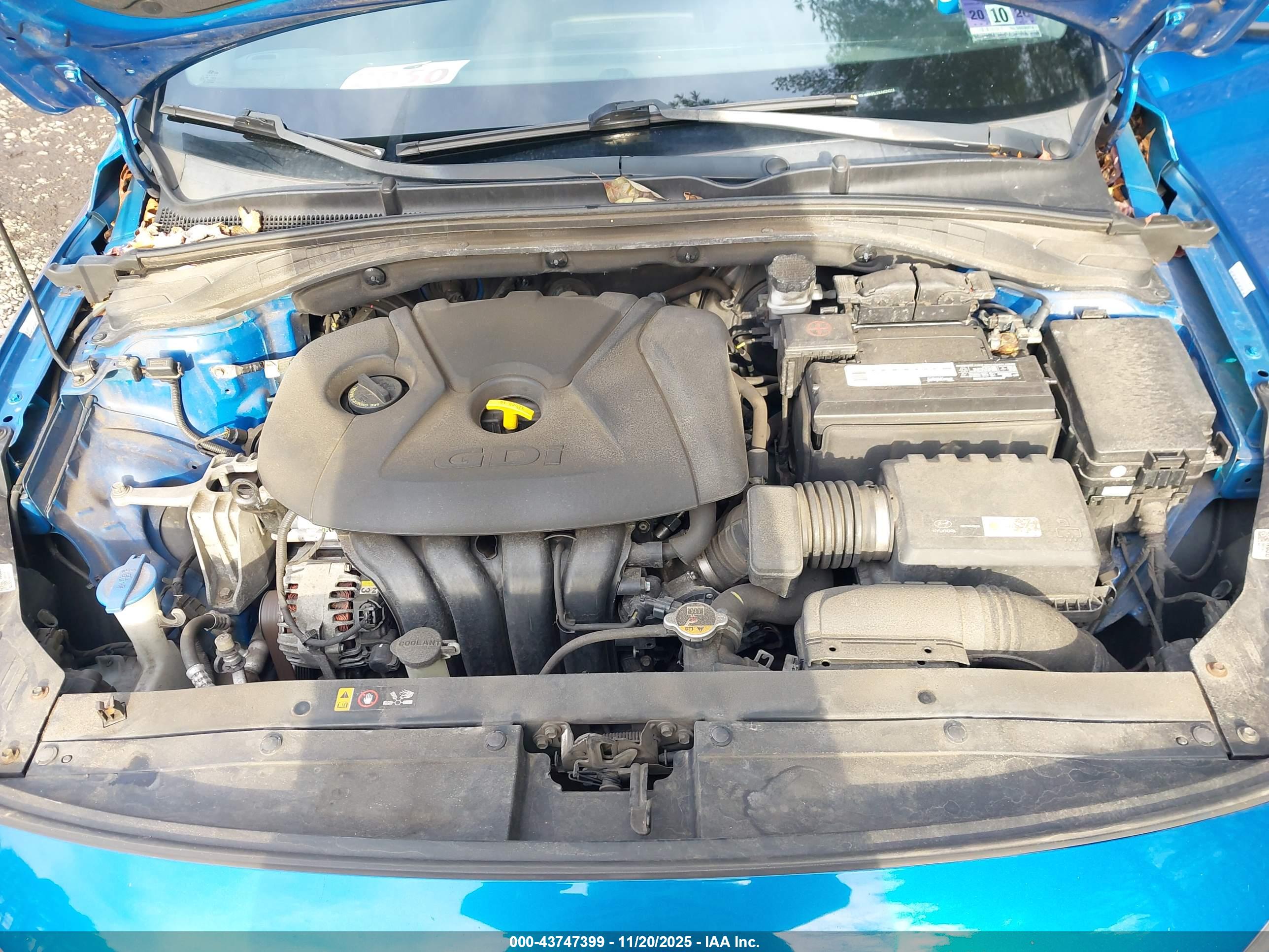 HYUNDAI ELANTRA image 10