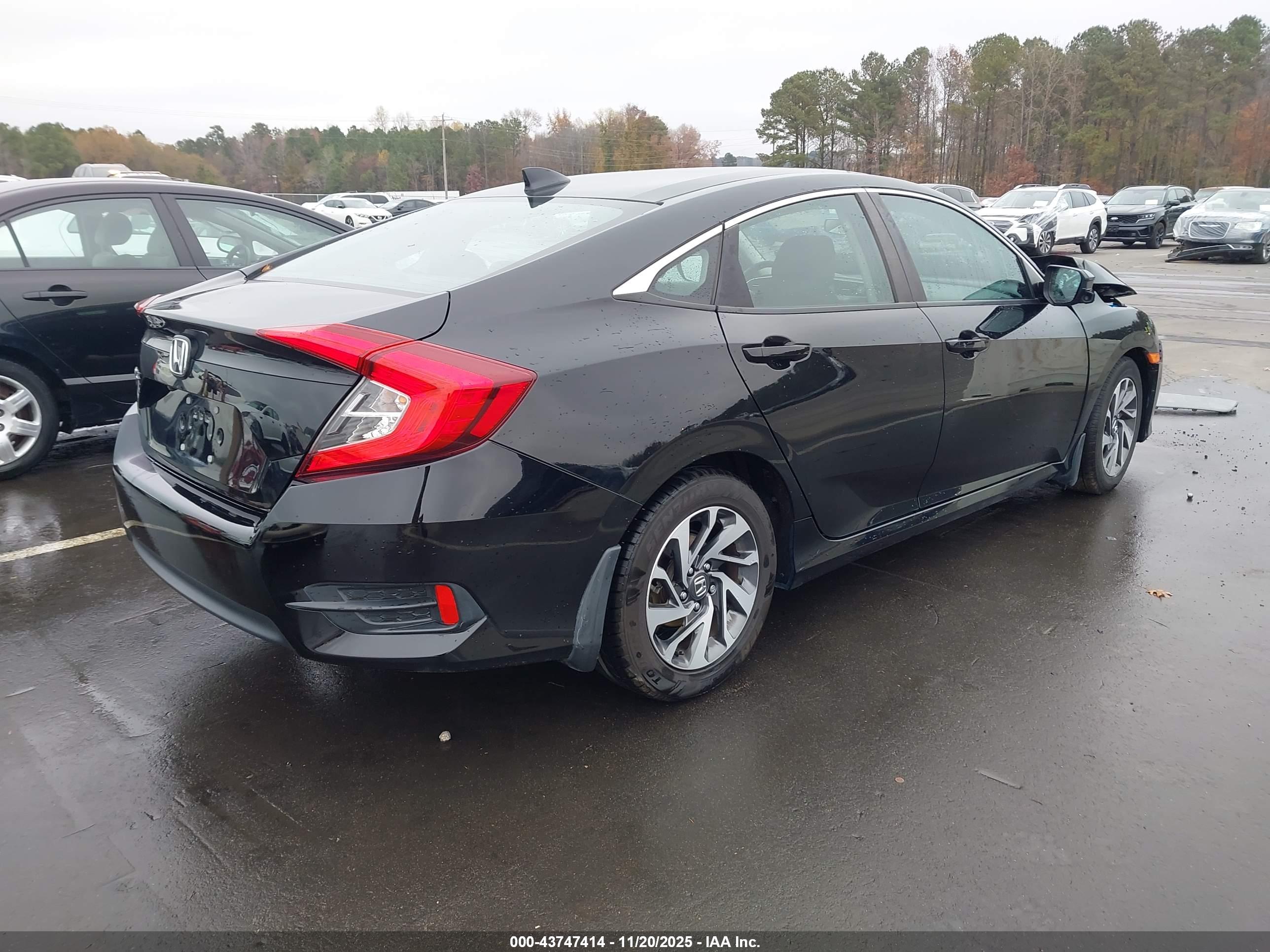 HONDA CIVIC image 4