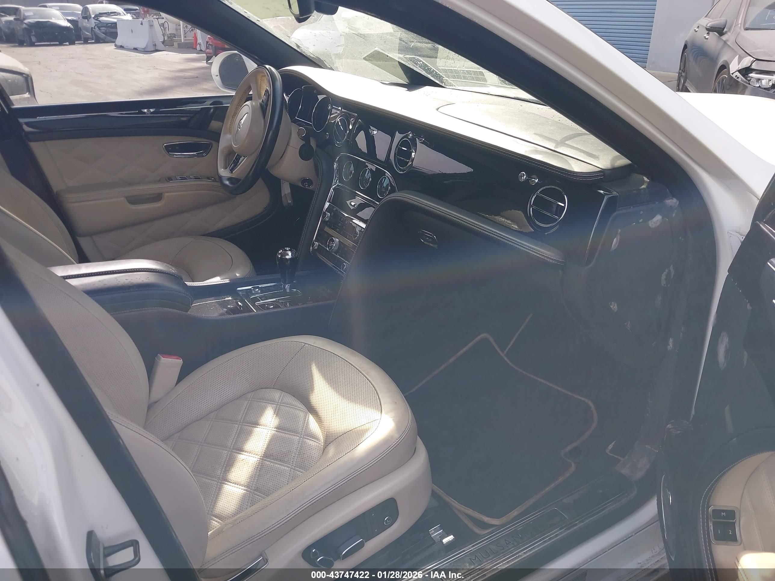 BENTLEY MULSANNE image 5