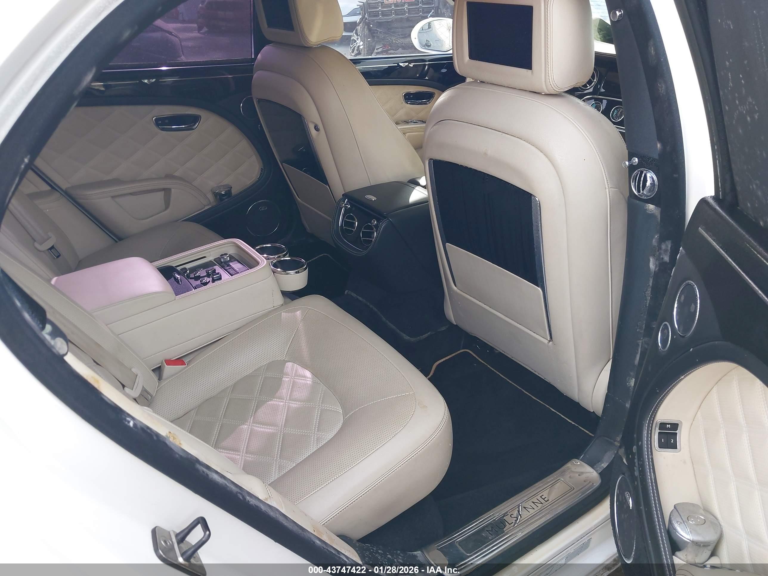 BENTLEY MULSANNE image 8