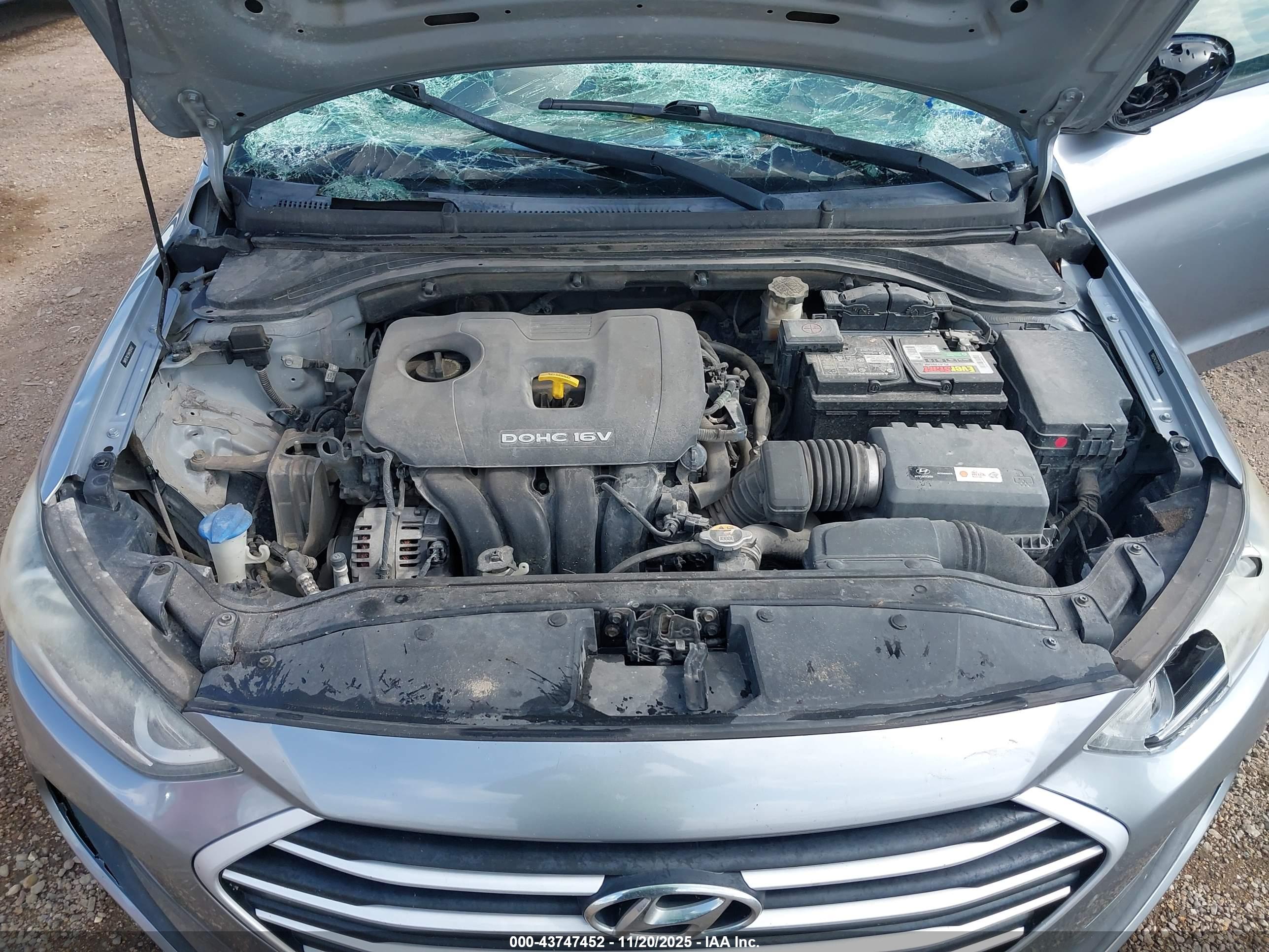 HYUNDAI ELANTRA image 10