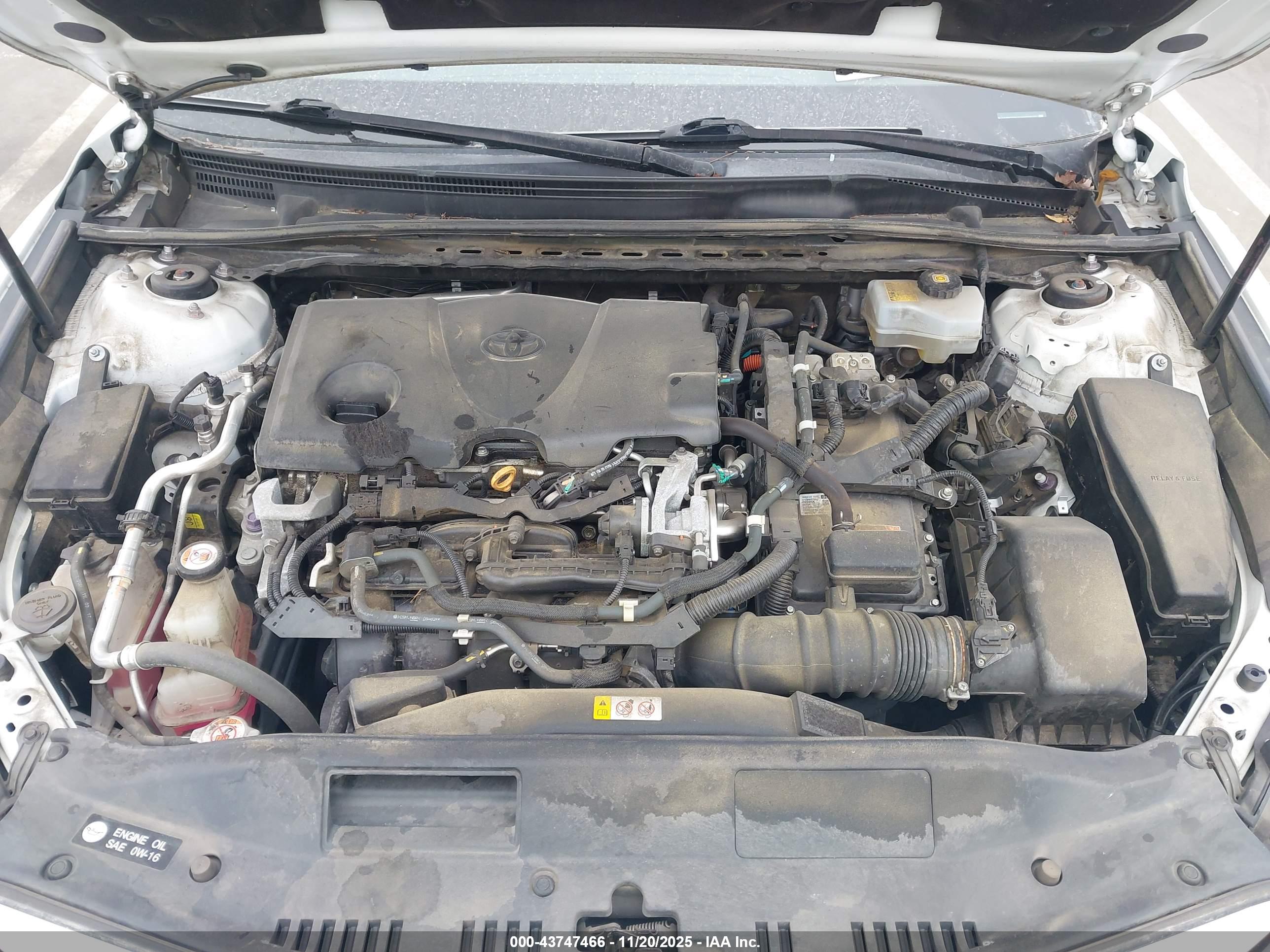 TOYOTA CAMRY image 10