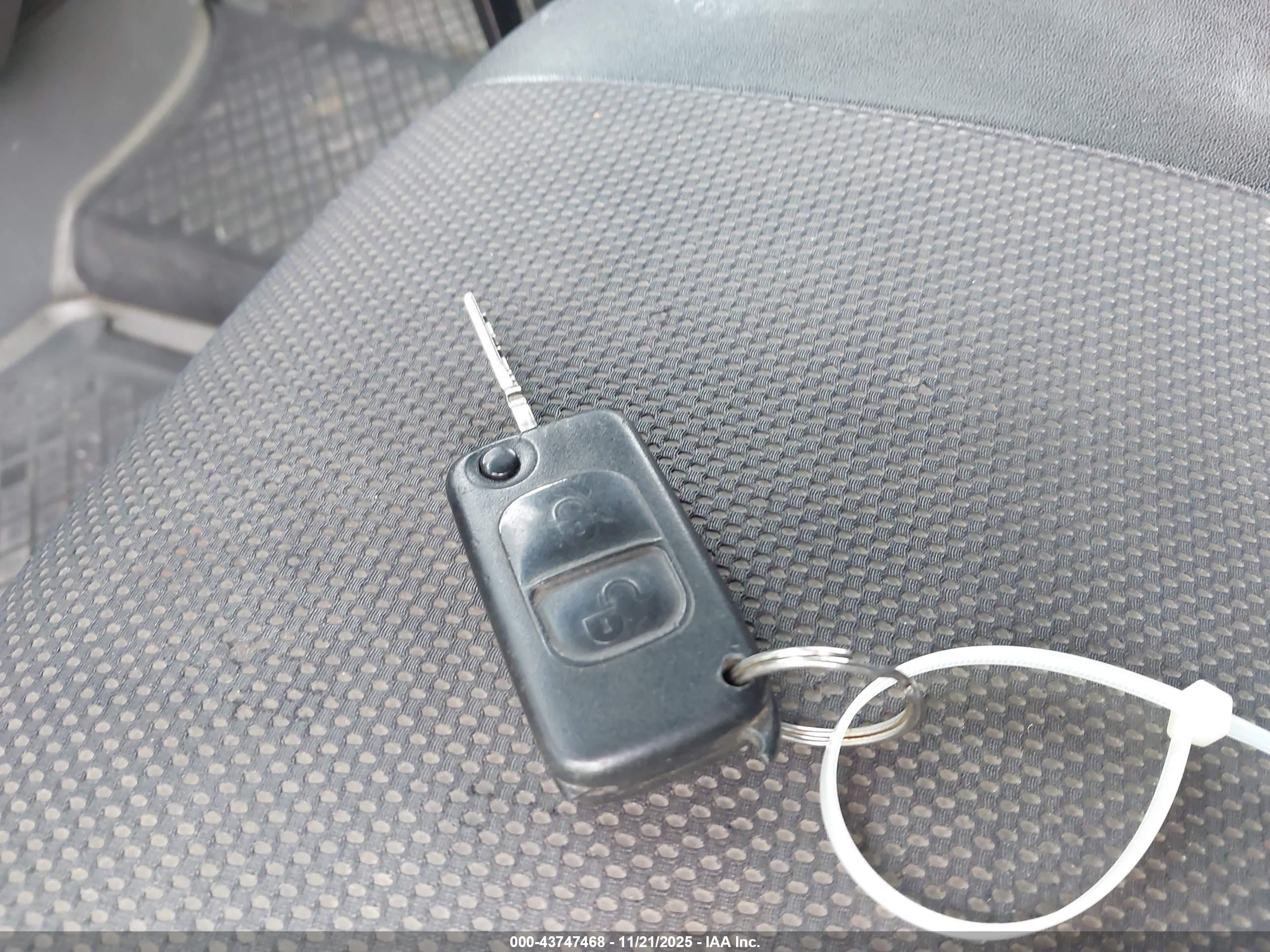MERCEDES-BENZ SPRINTER image 11