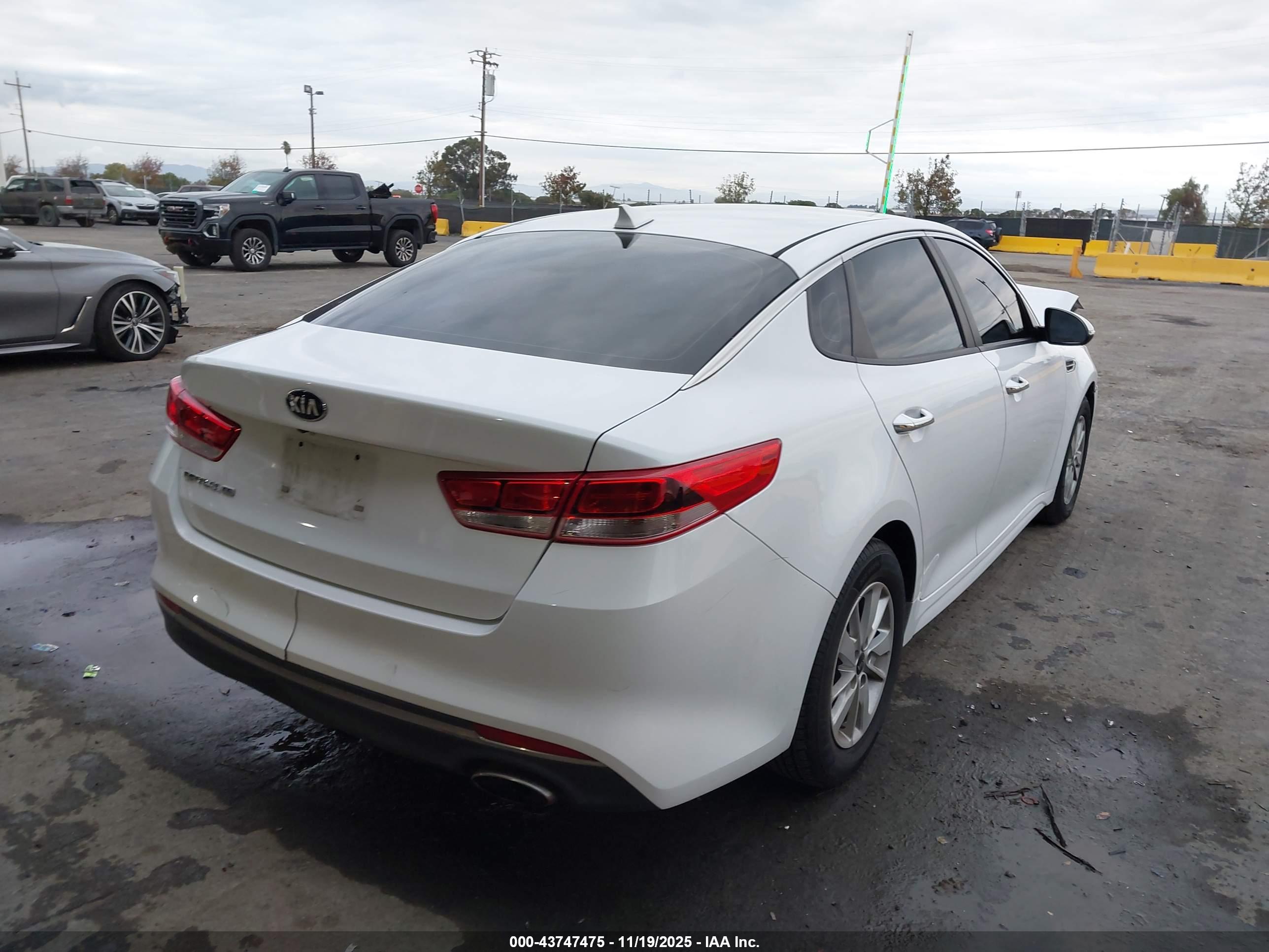 KIA OPTIMA image 4