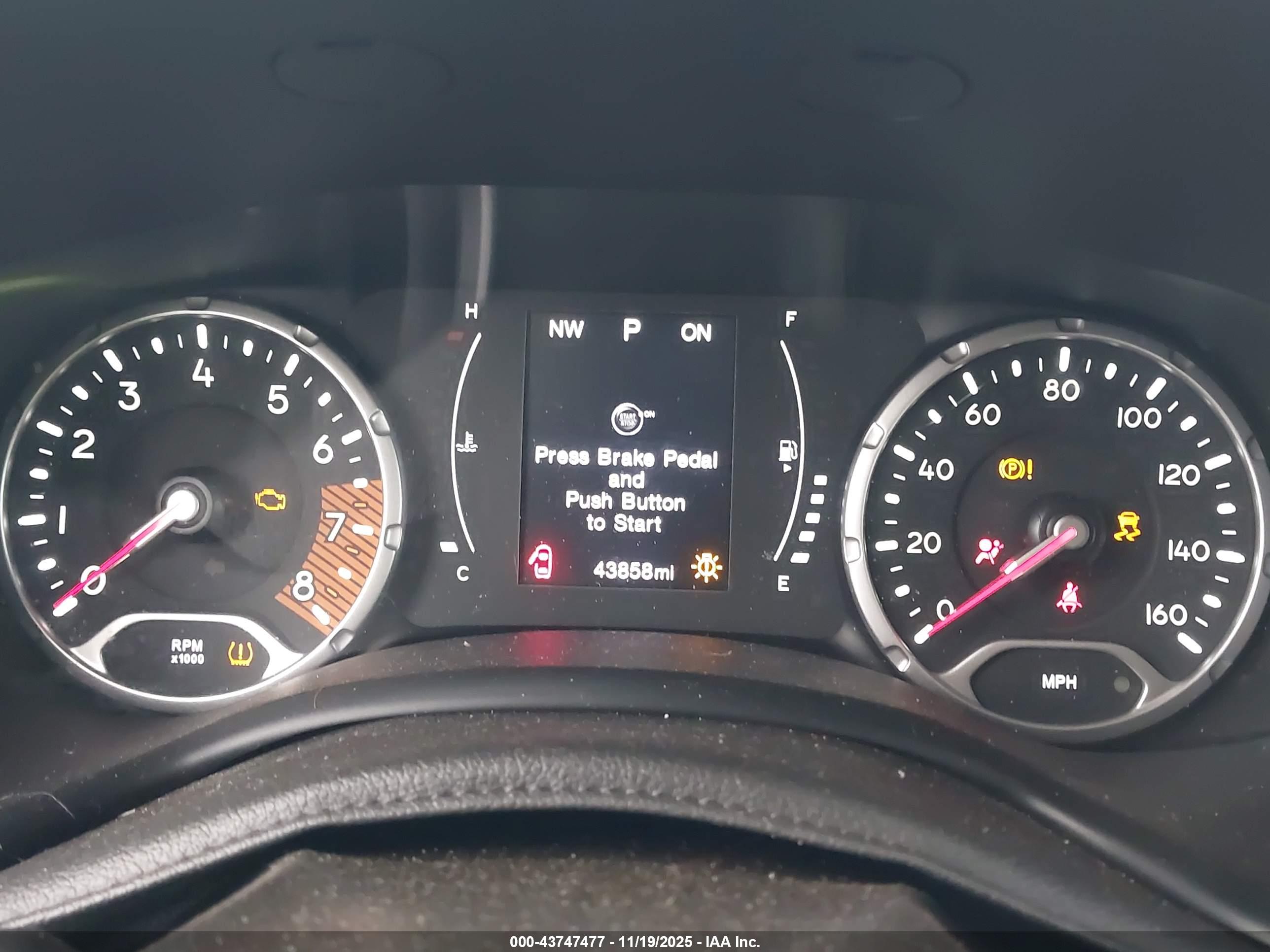 JEEP RENEGADE image 7