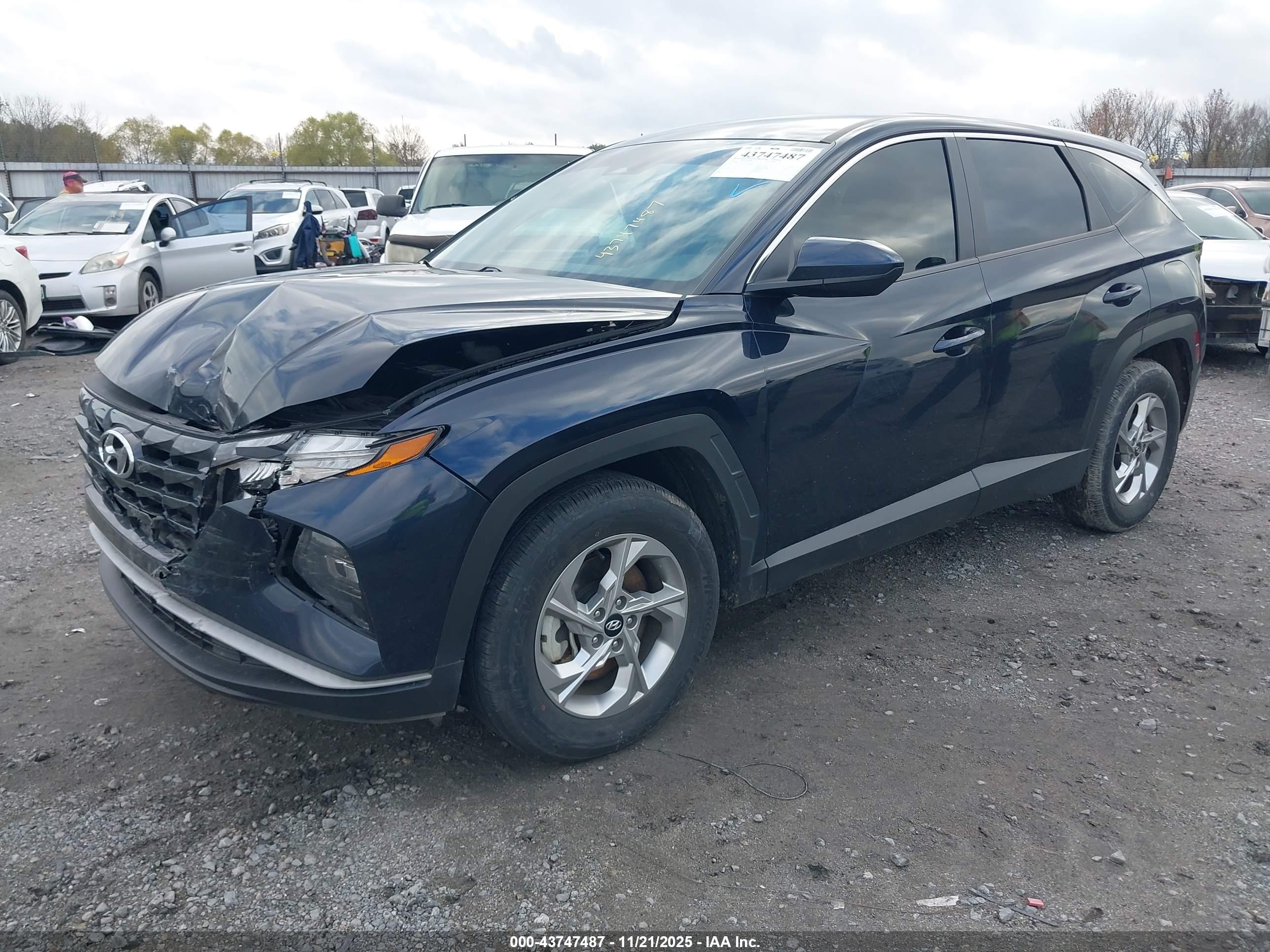 HYUNDAI TUCSON image 2