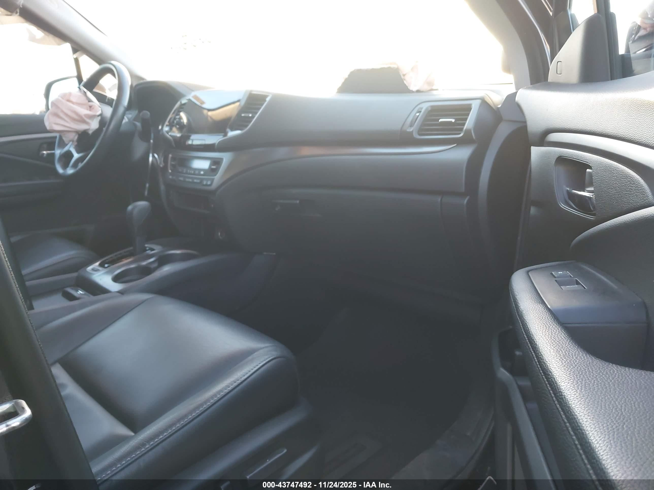 HONDA PILOT image 5