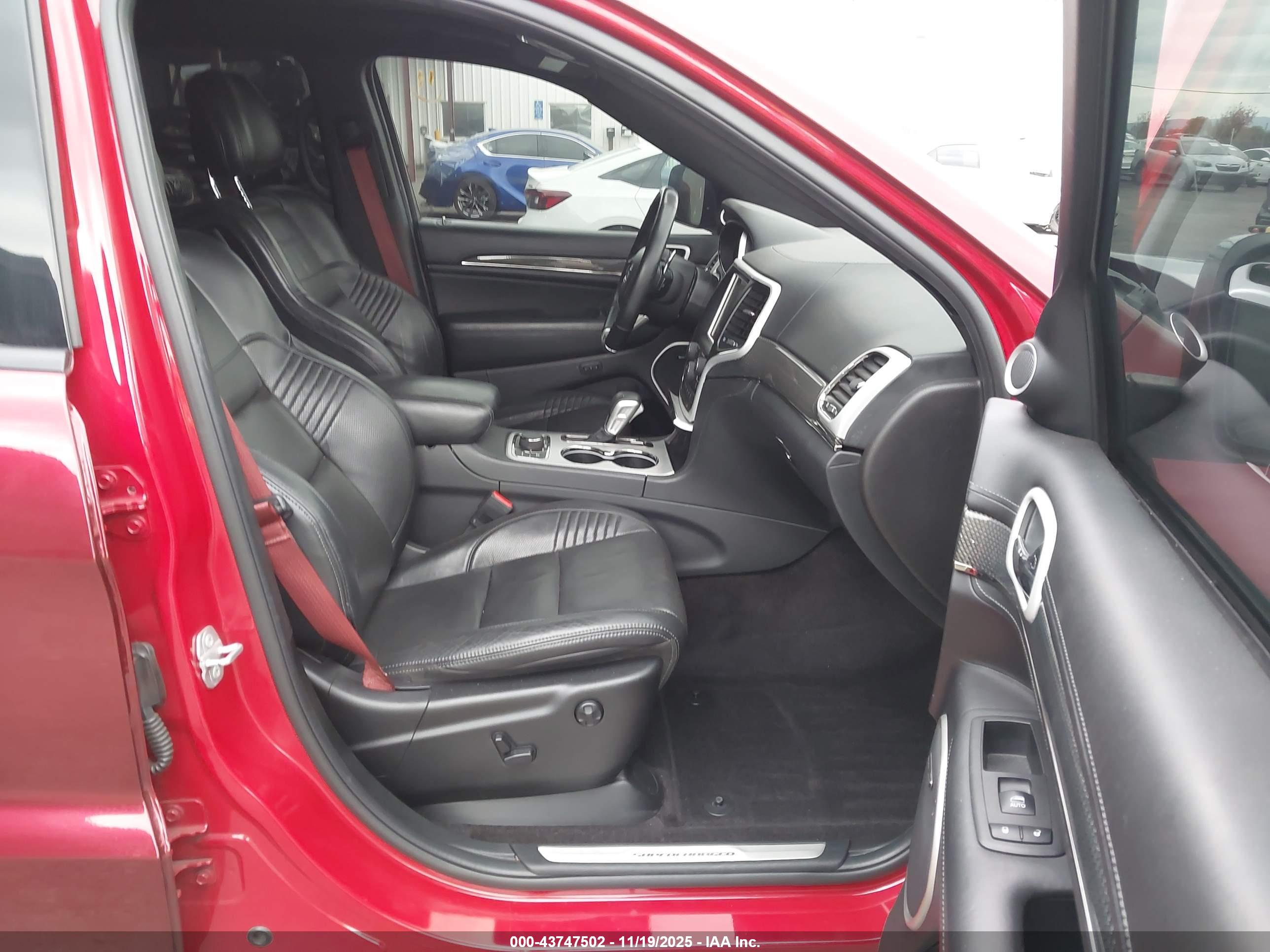 JEEP GRAND image 5