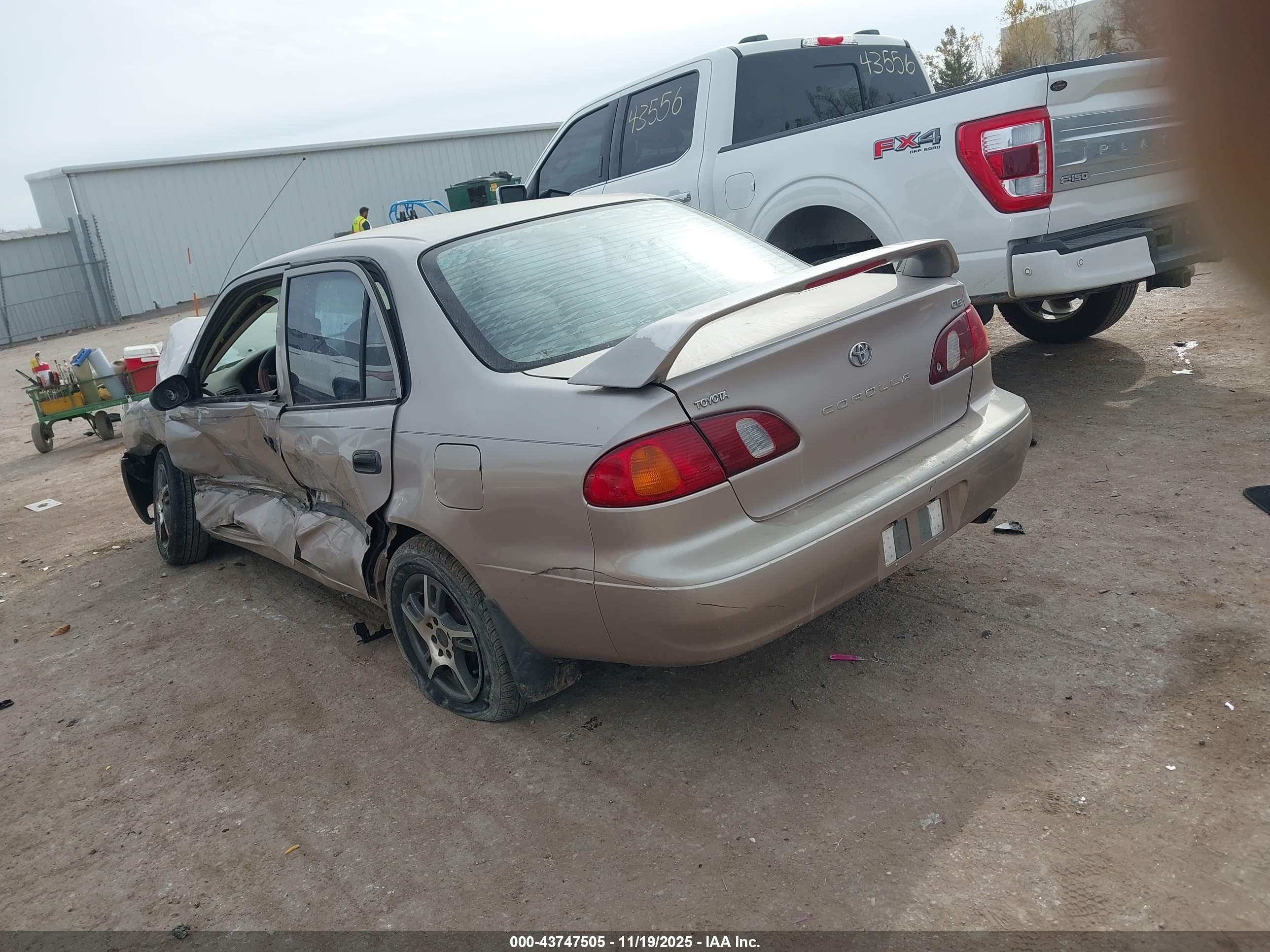 TOYOTA COROLLA image 3