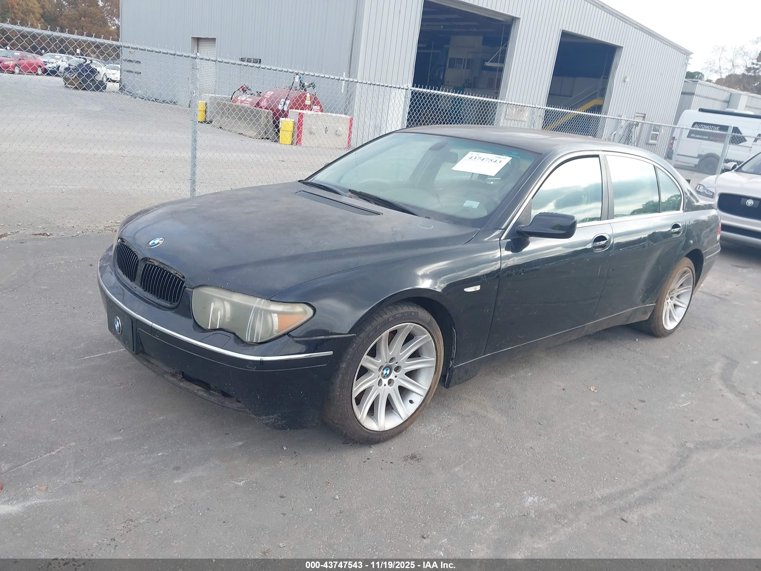 BMW 745LI image 2