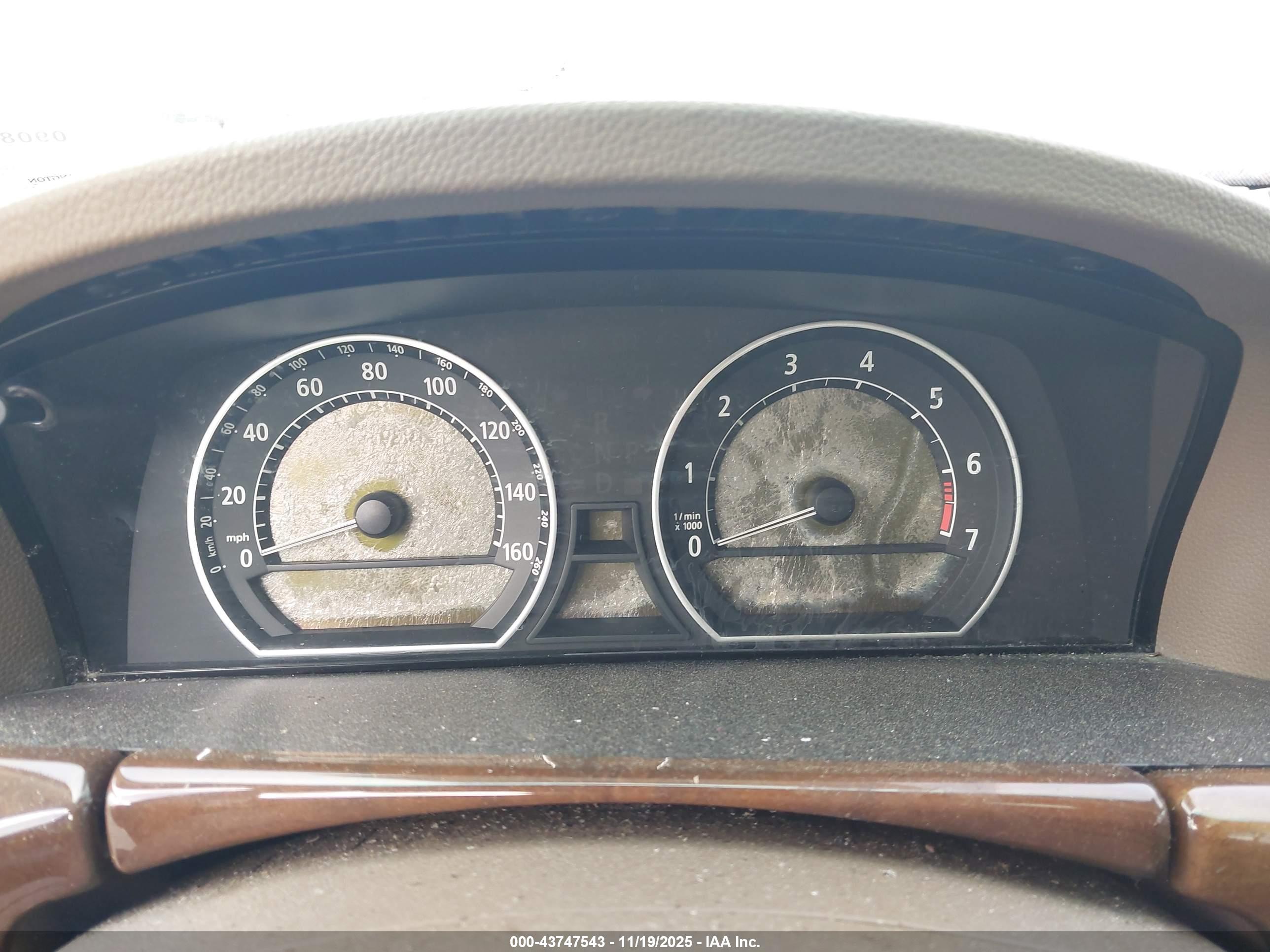BMW 745LI image 7