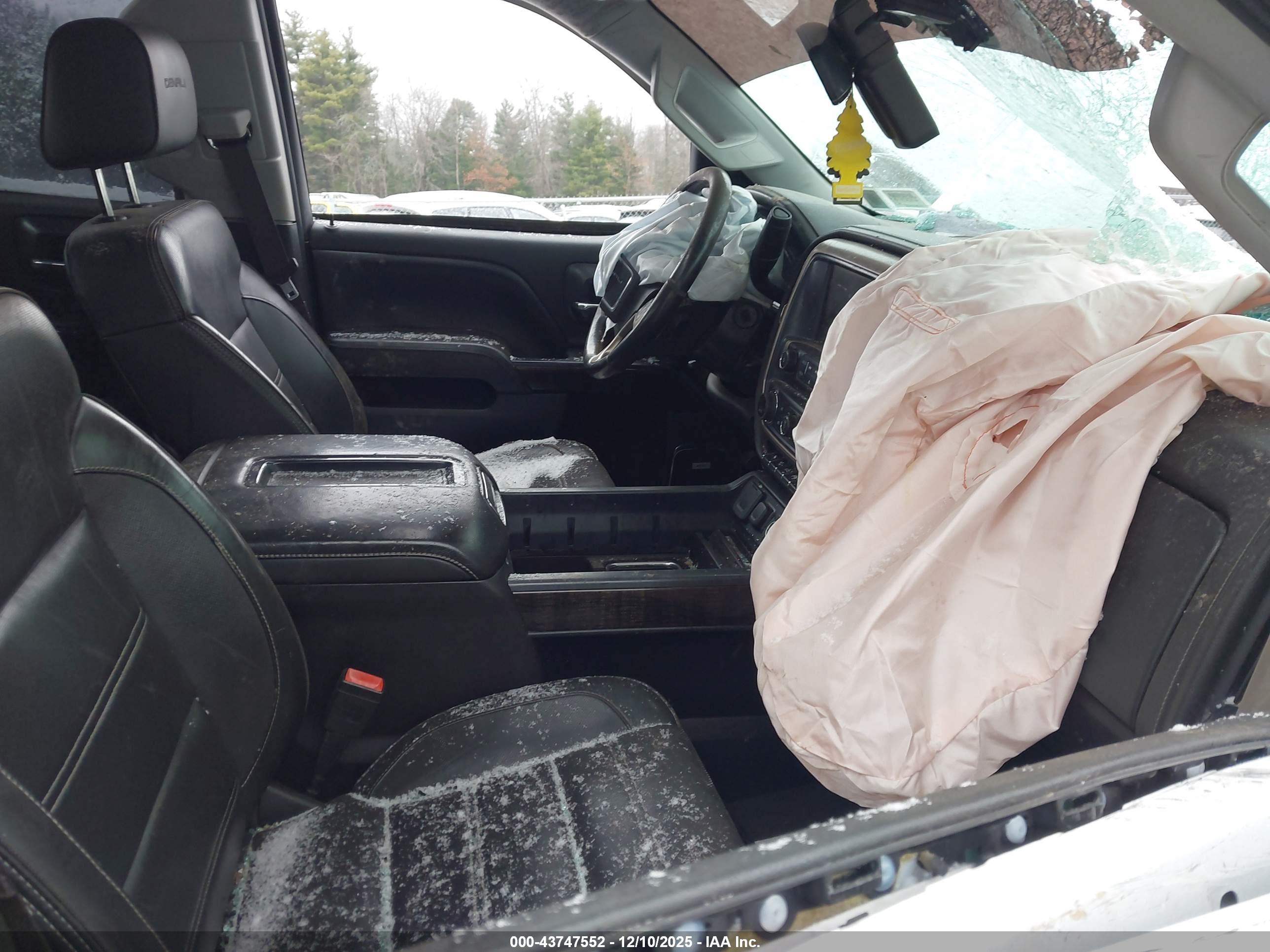 GMC SIERRA image 5