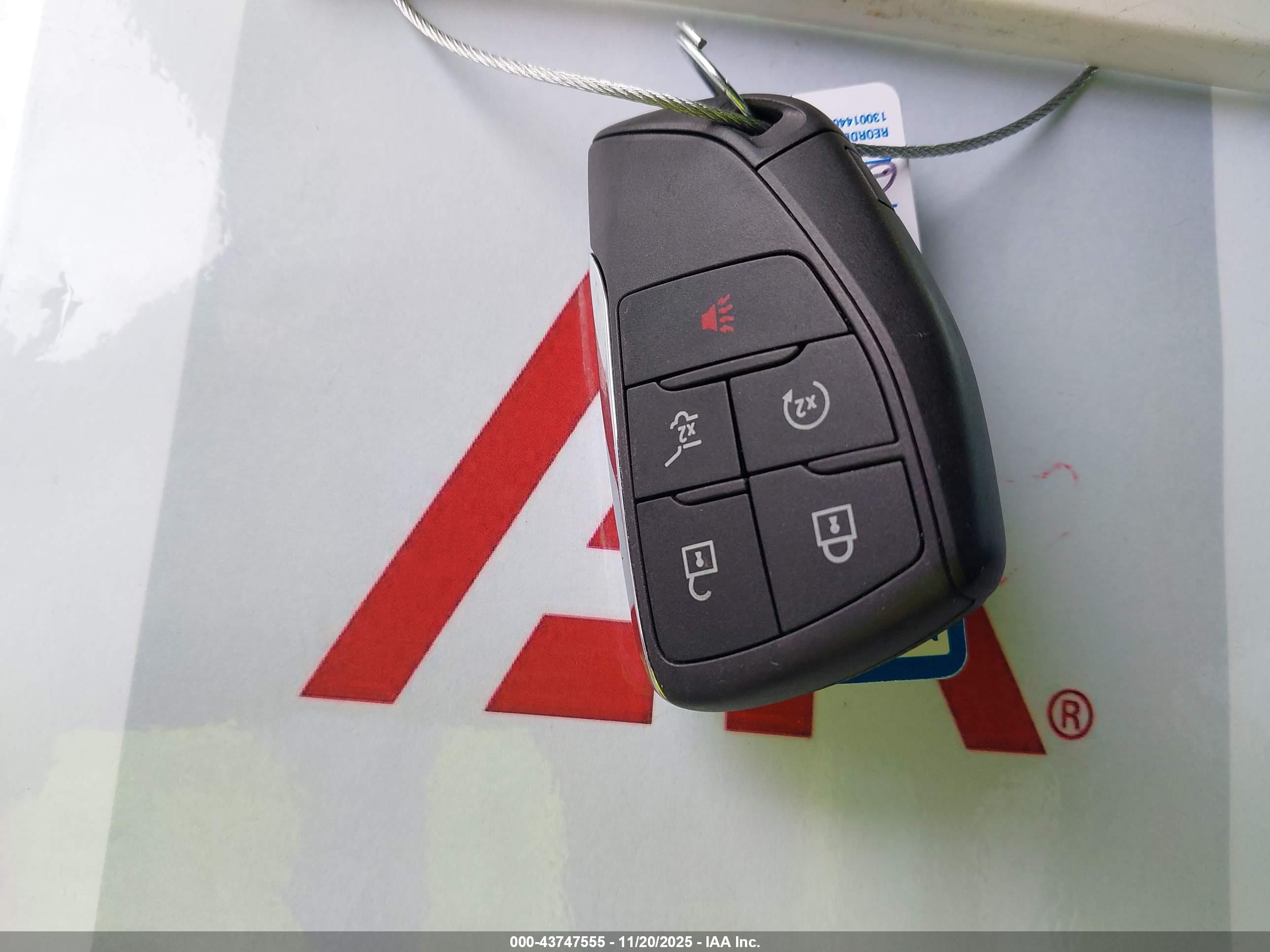 CHEVROLET TRAVERSE image 11
