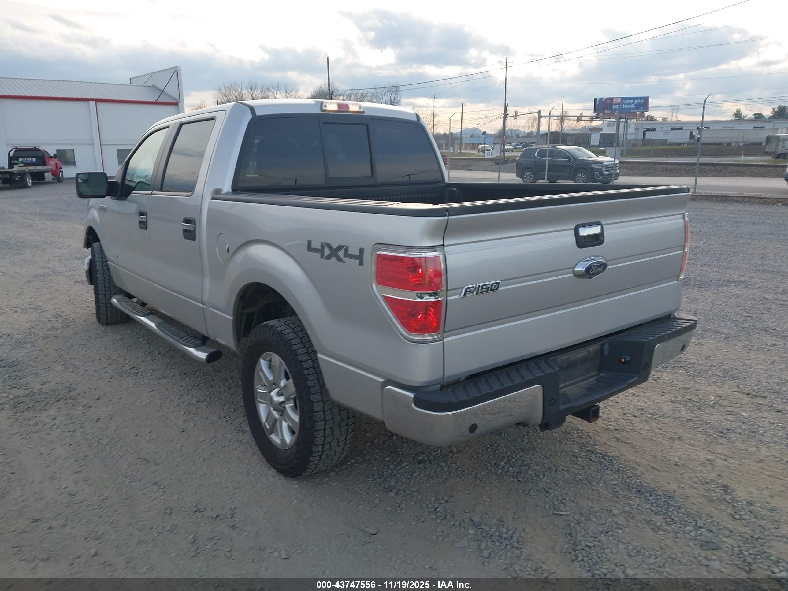 FORD F-150 image 3