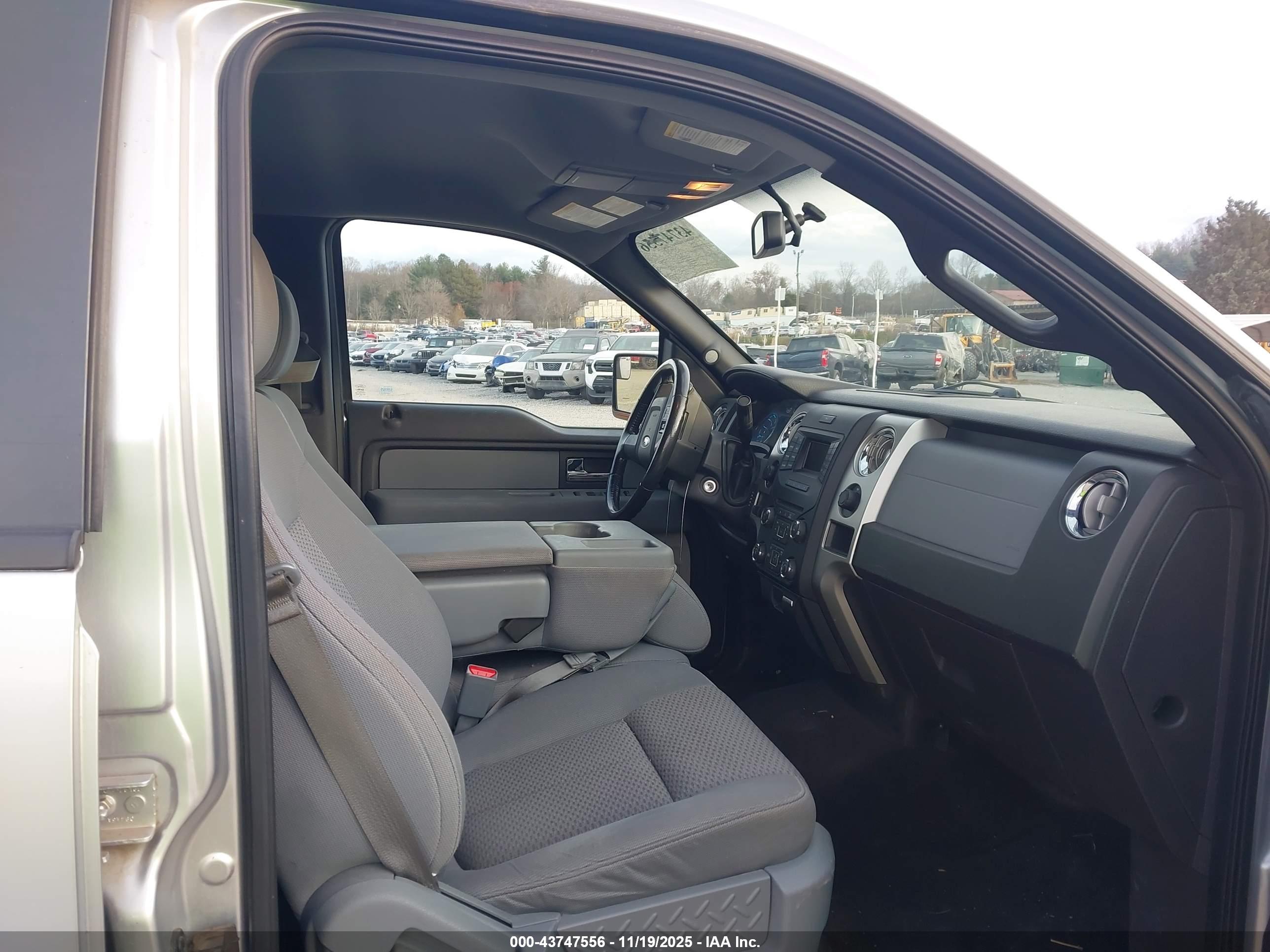 FORD F-150 image 5