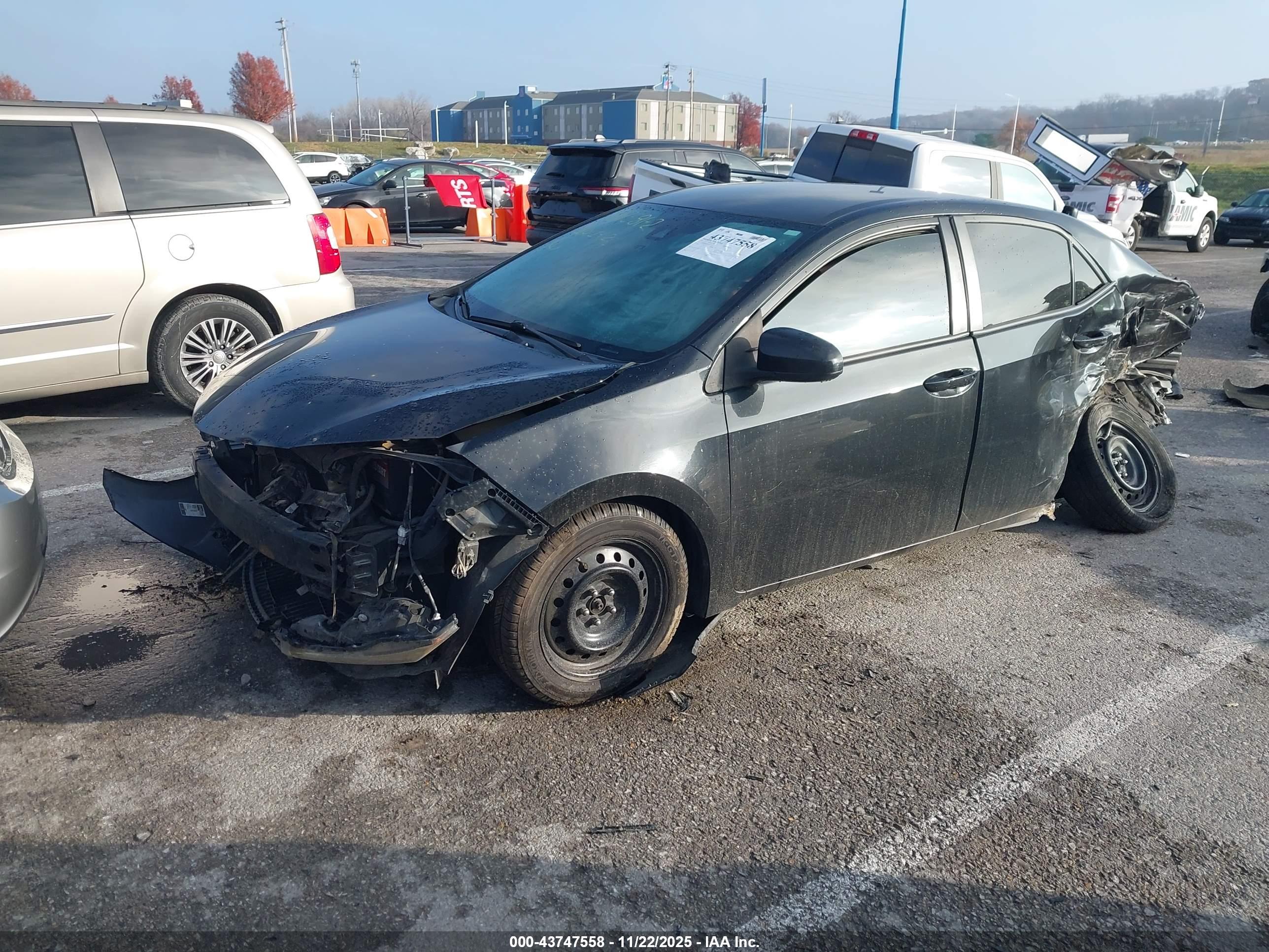 TOYOTA COROLLA image 2