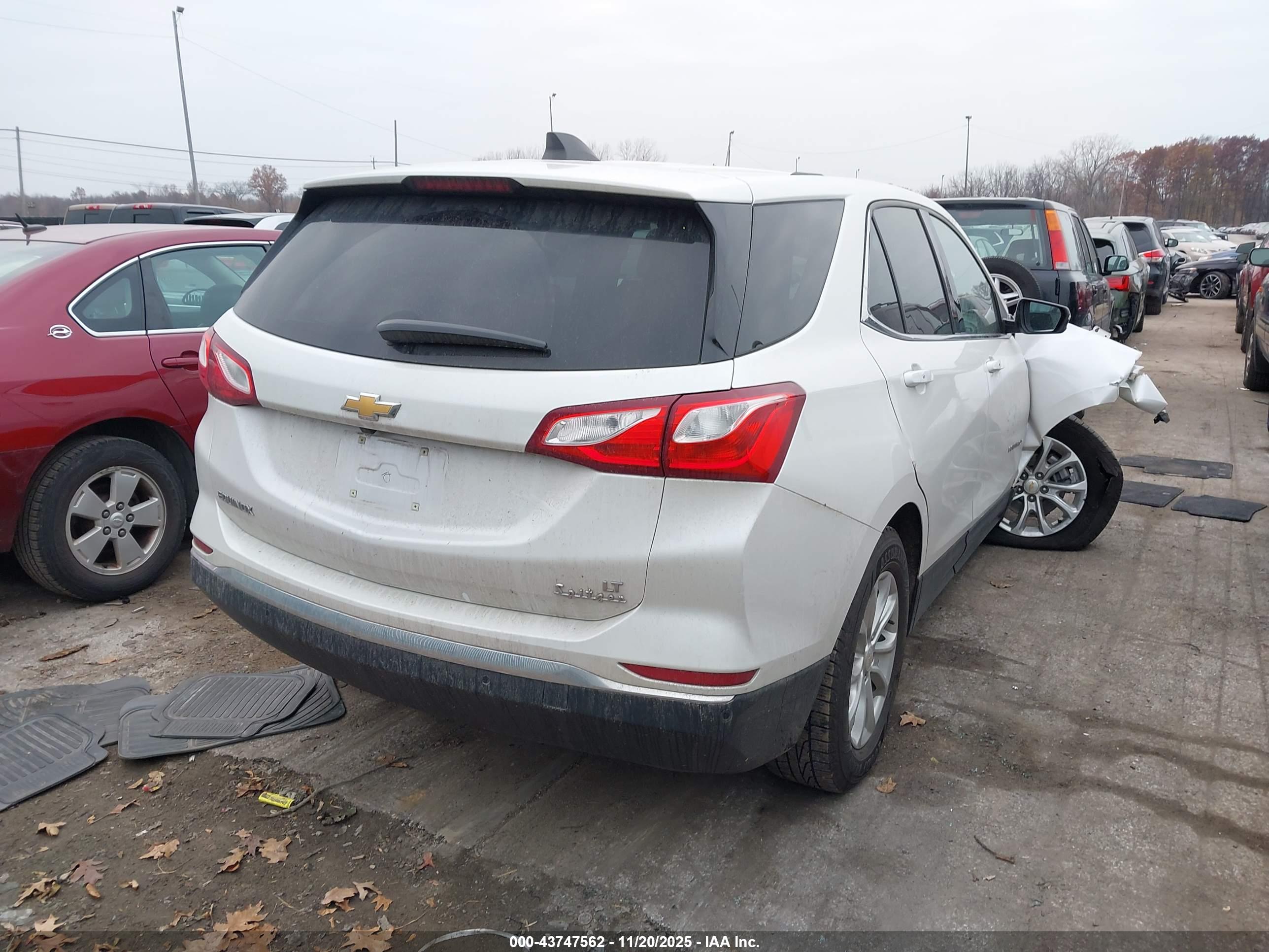 CHEVROLET EQUINOX image 4