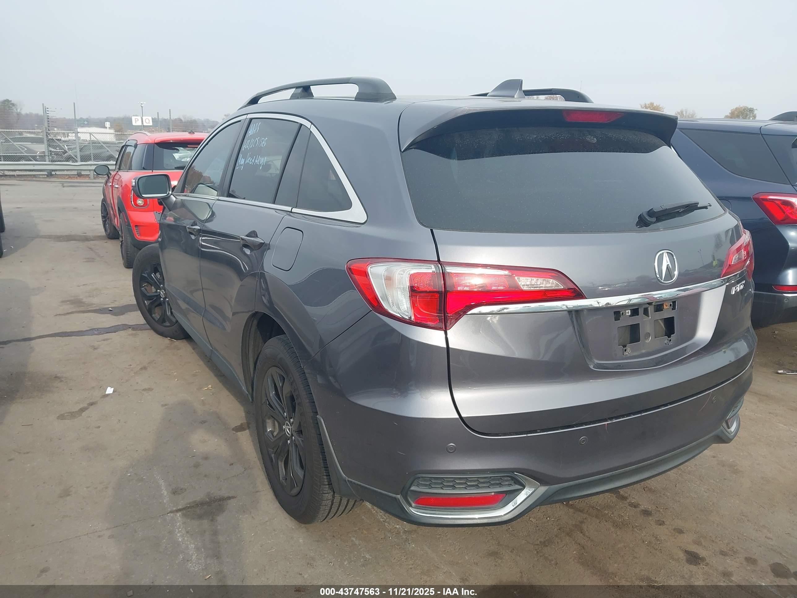 ACURA RDX image 3