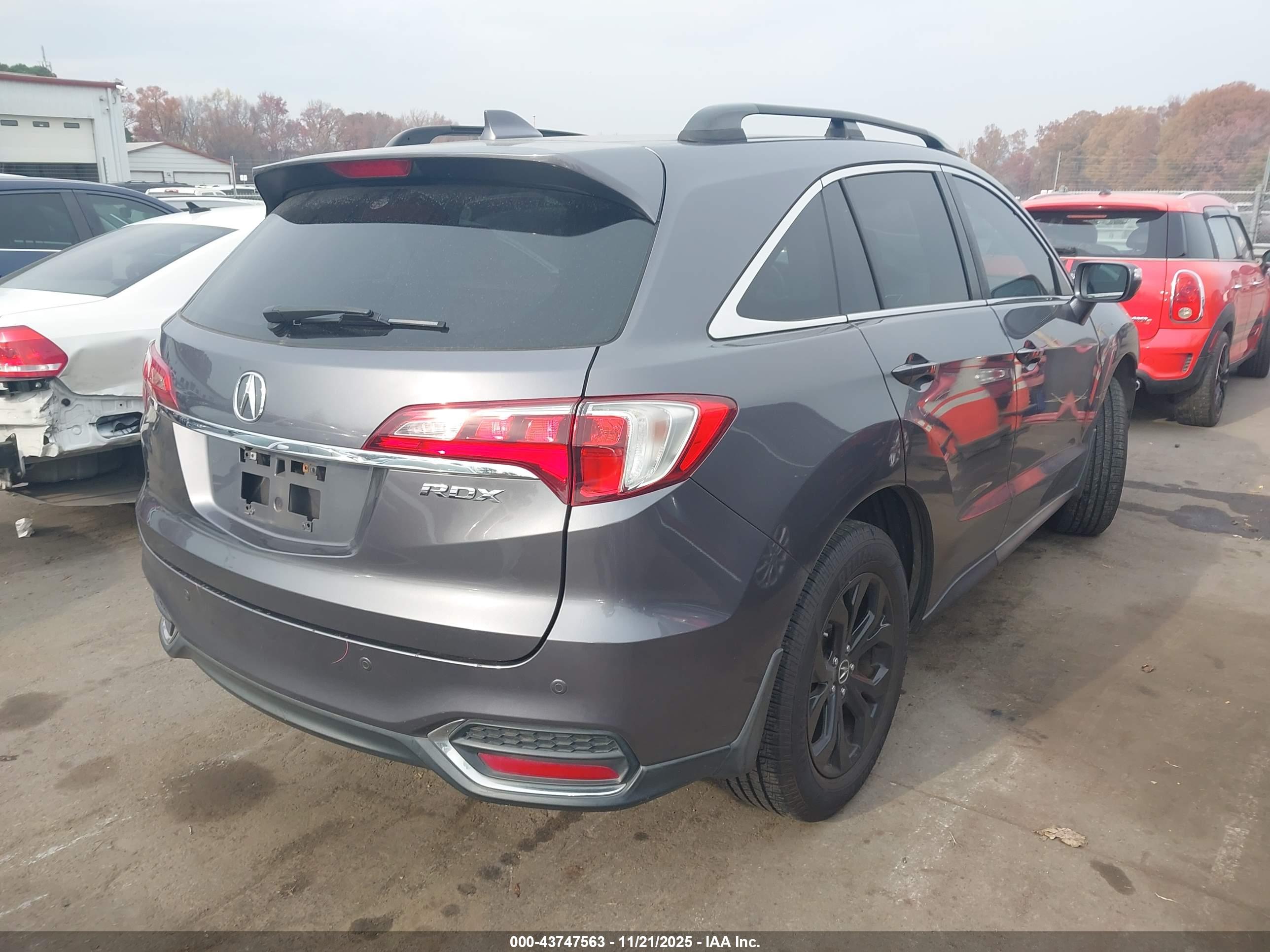 ACURA RDX image 4