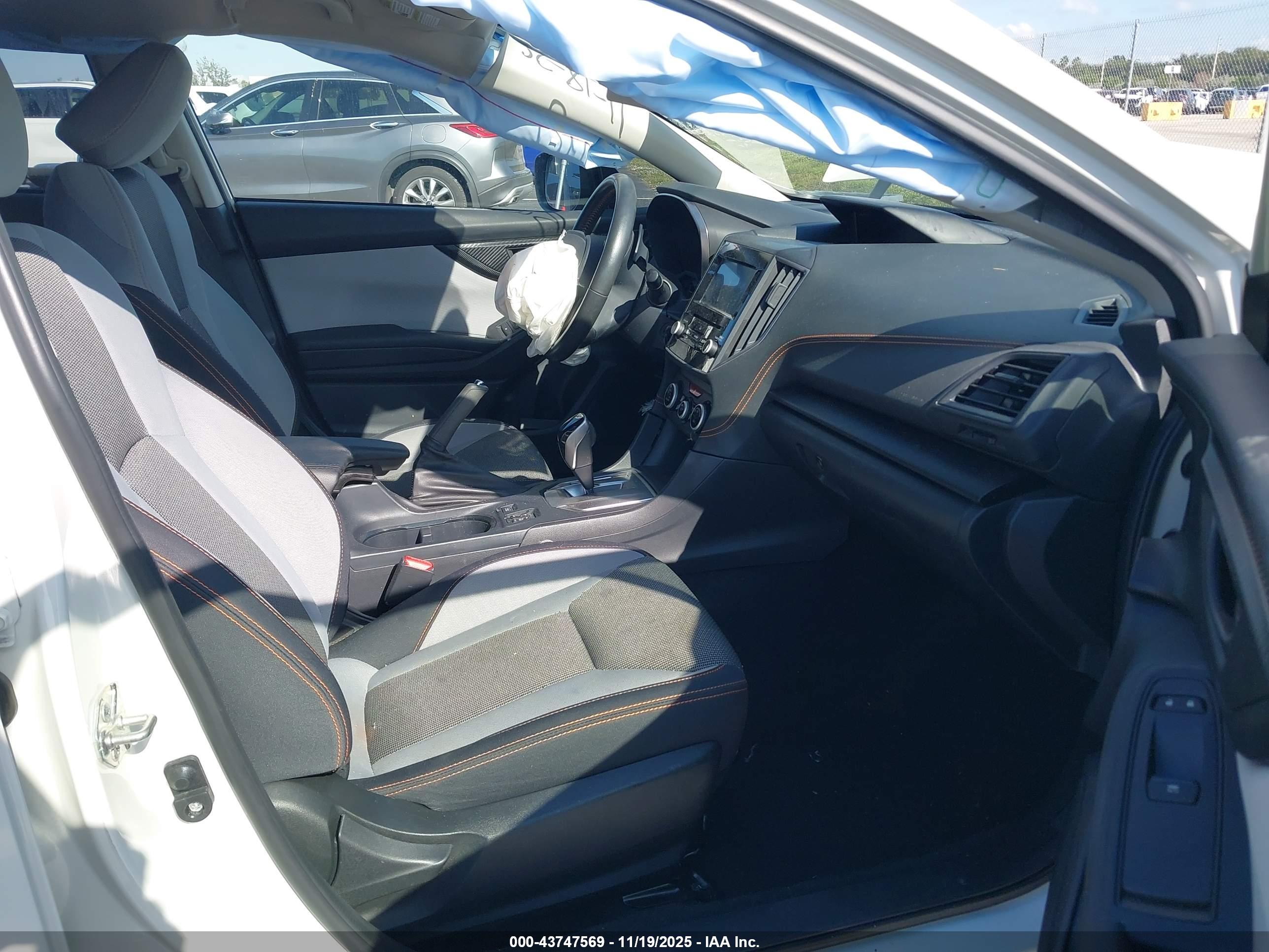 SUBARU CROSSTREK image 5