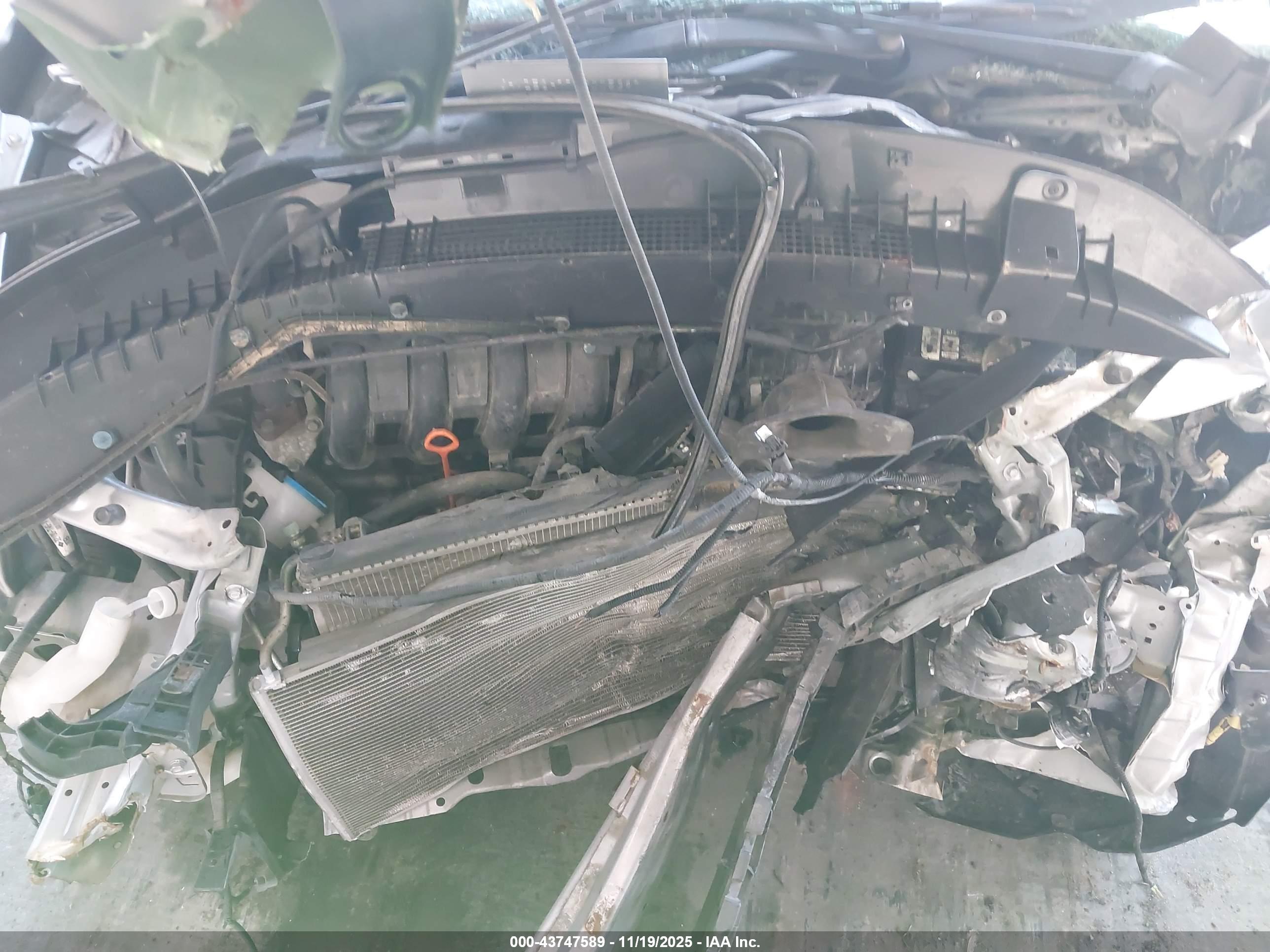 HONDA INSIGHT image 10