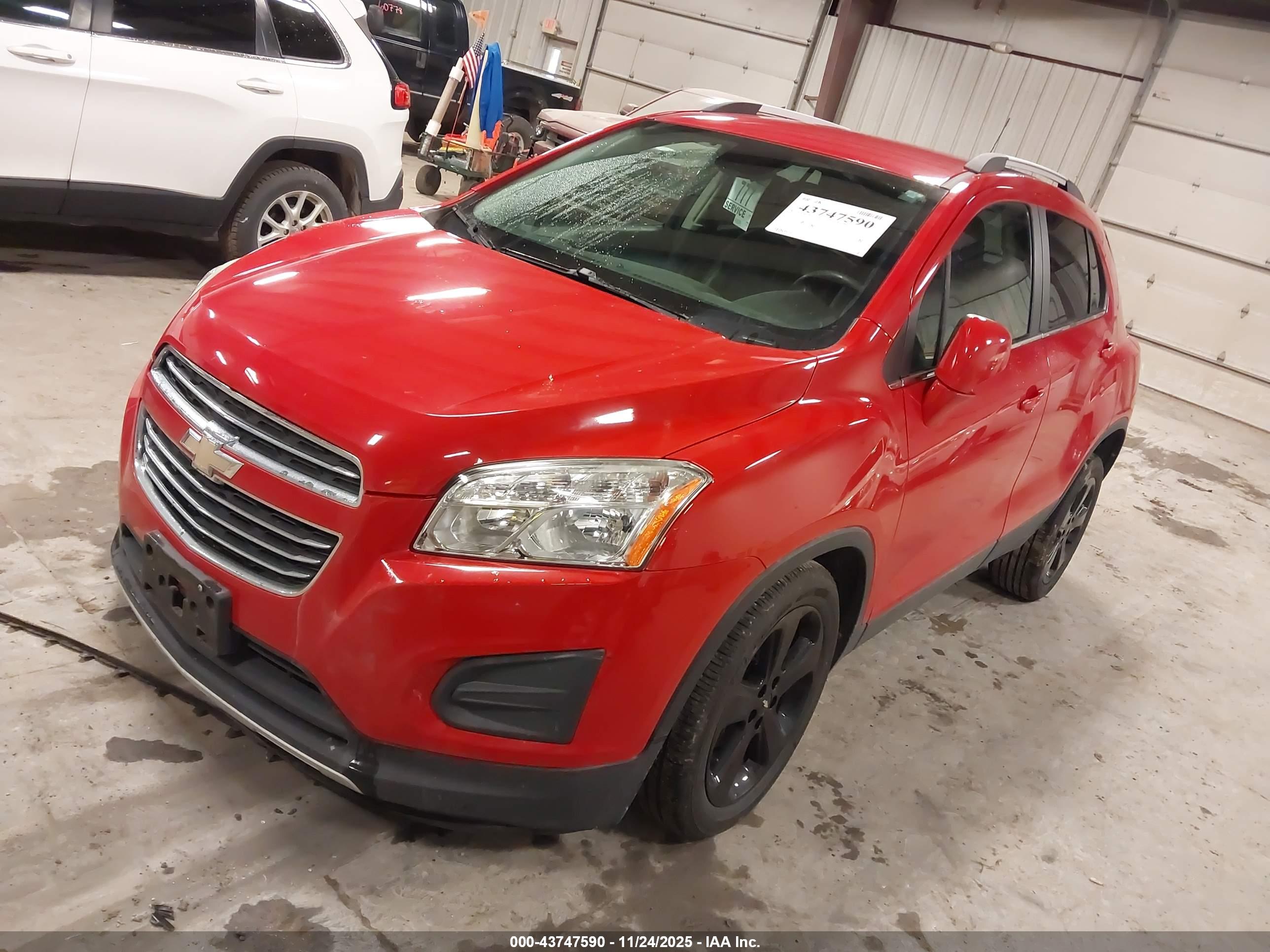 CHEVROLET TRAX image 2