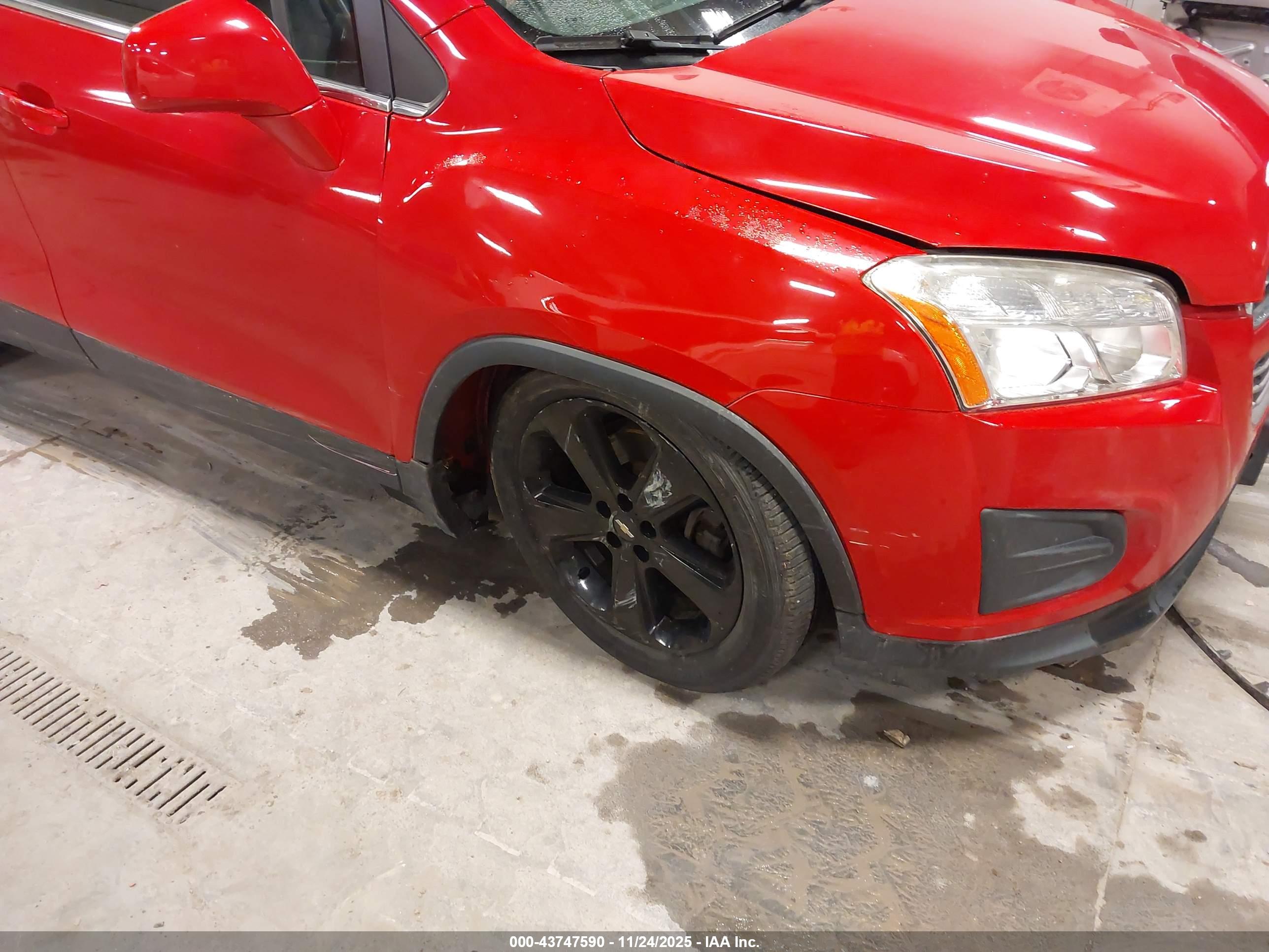 CHEVROLET TRAX image 6