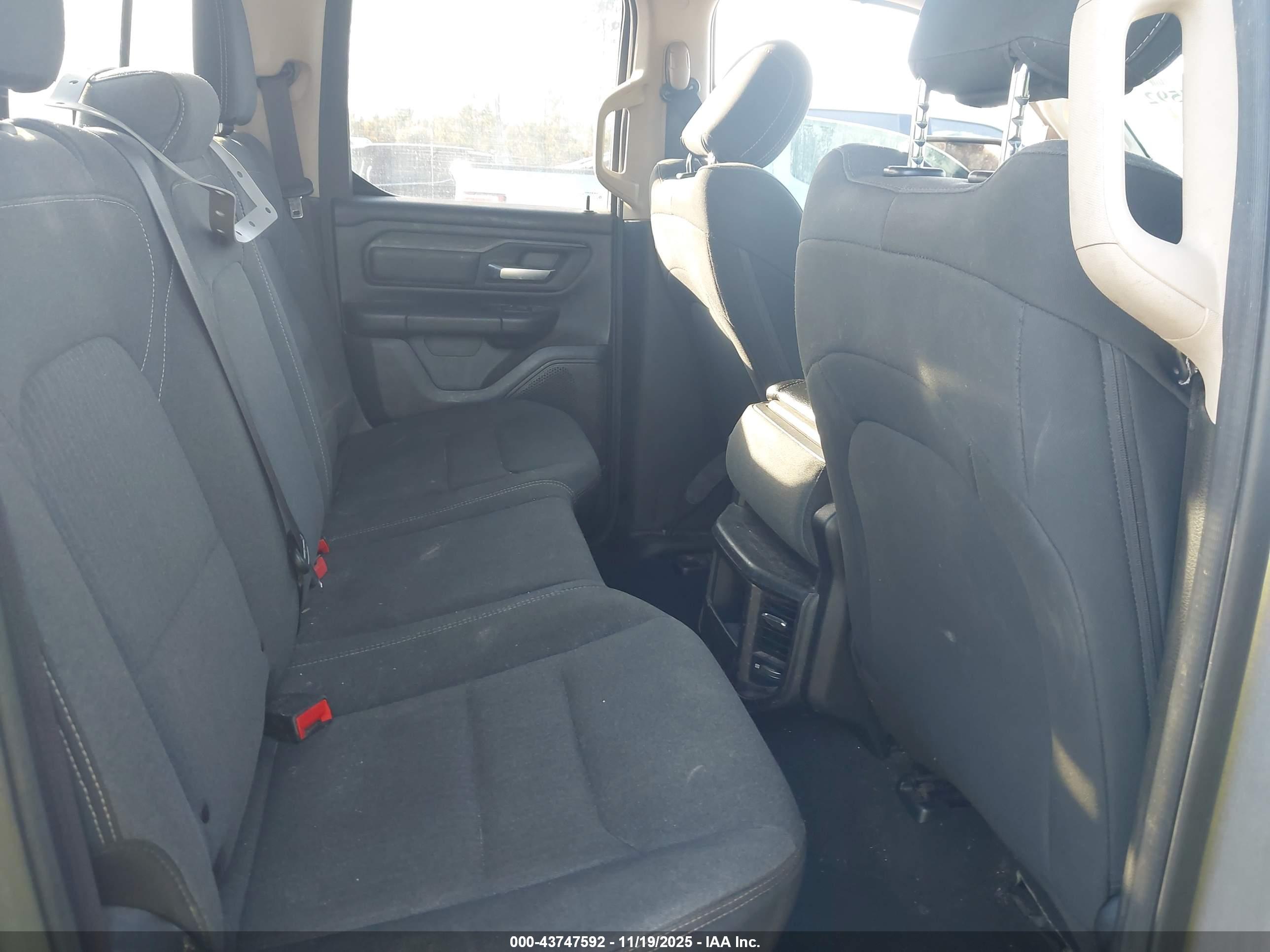 RAM 1500 image 8