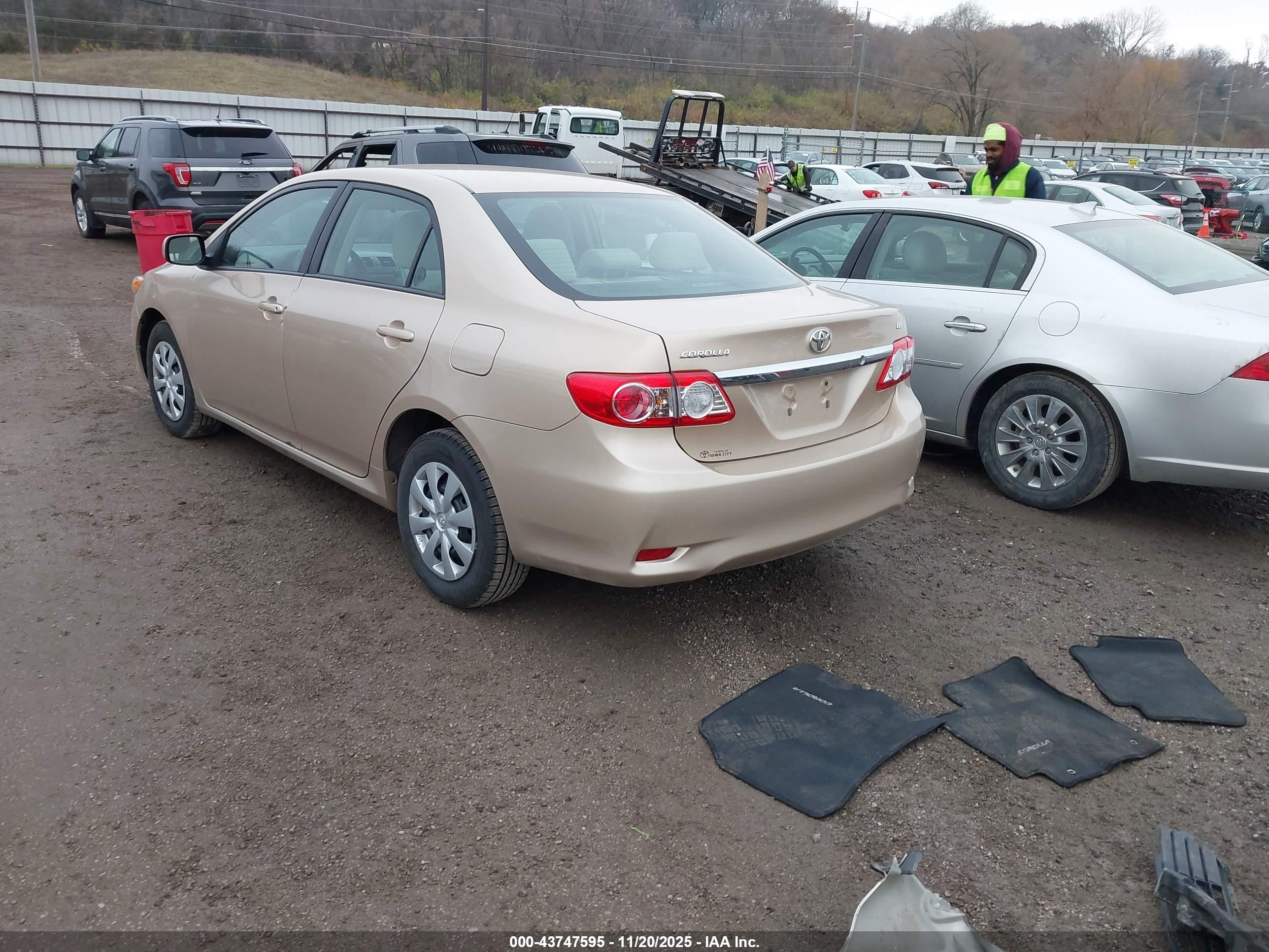 TOYOTA COROLLA image 3