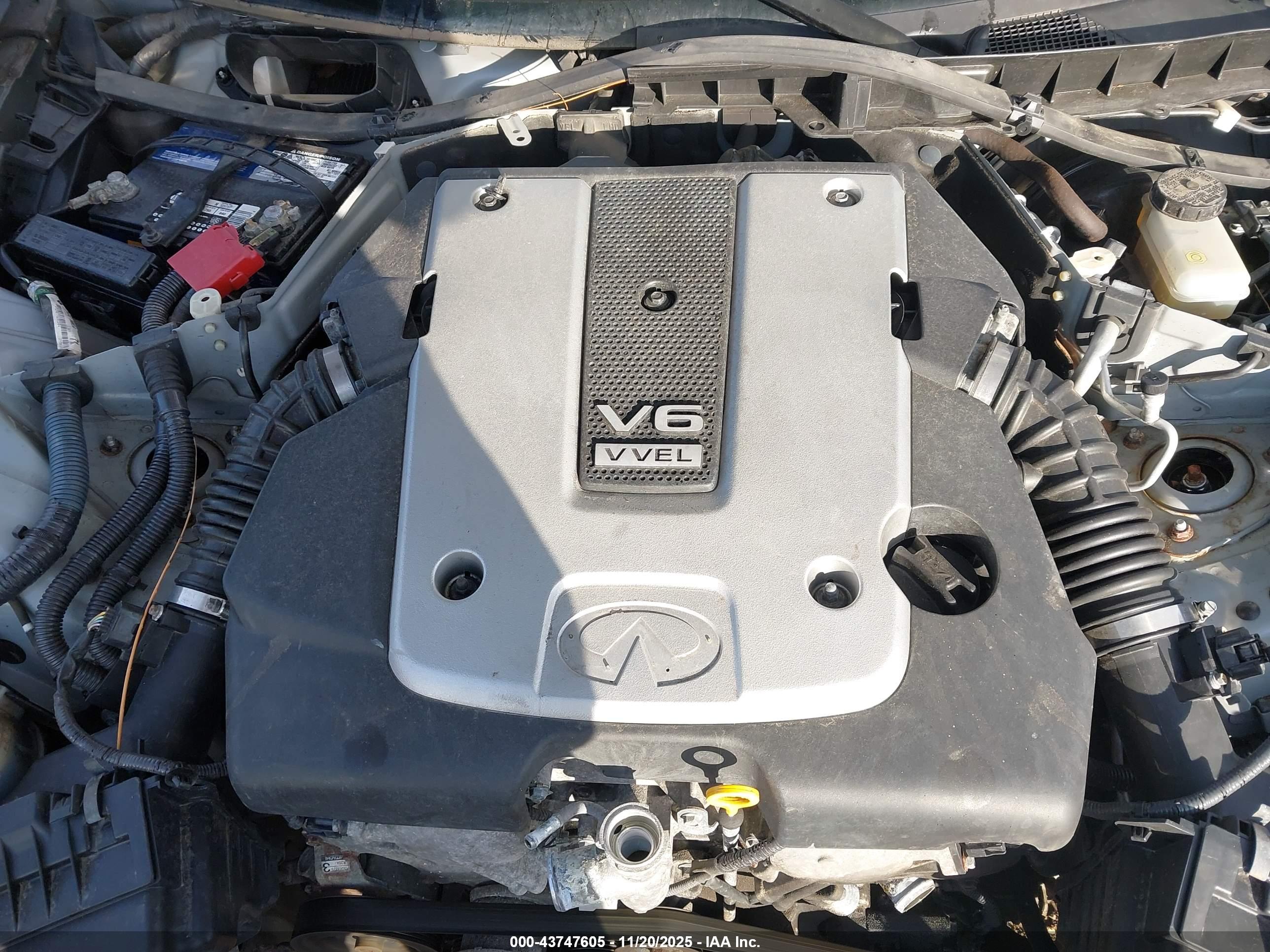 INFINITI G37X image 10