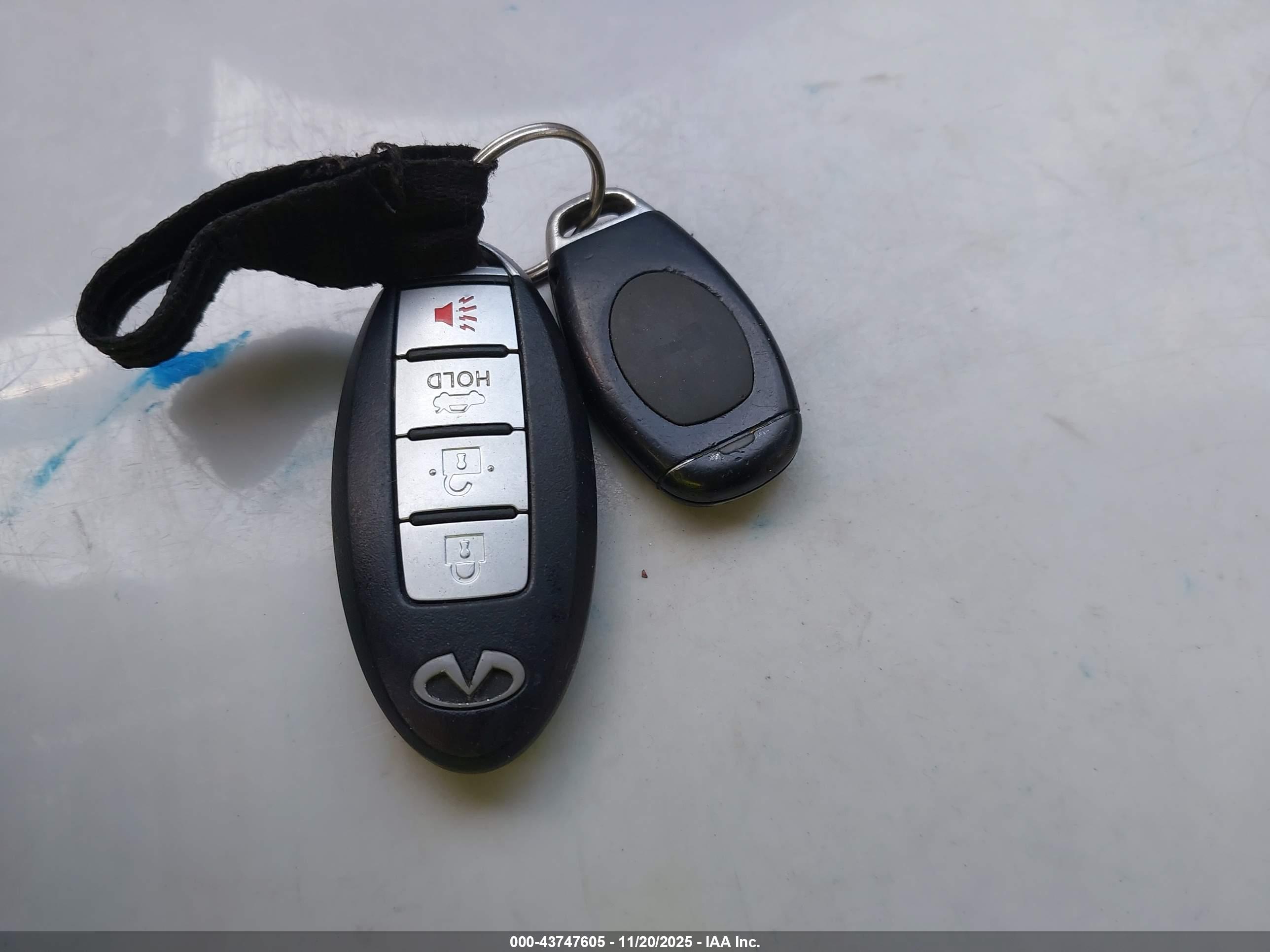 INFINITI G37X image 11
