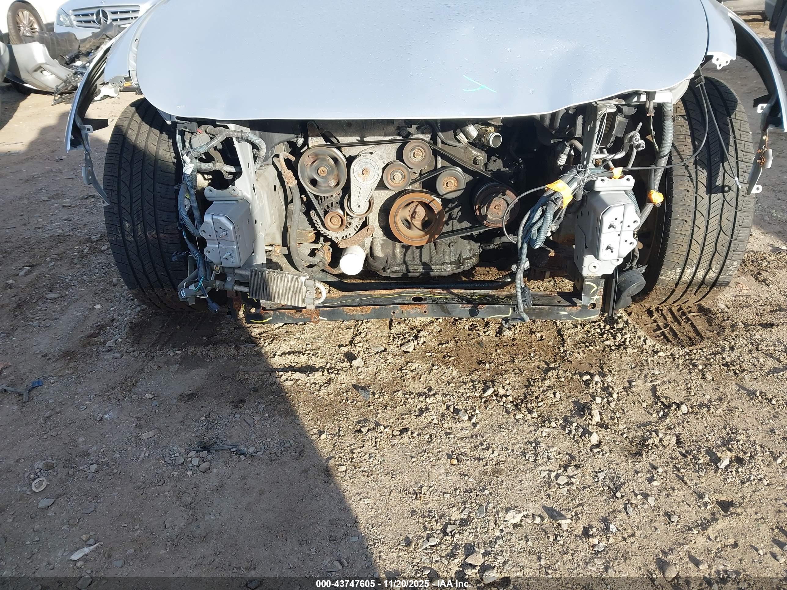 INFINITI G37X image 6