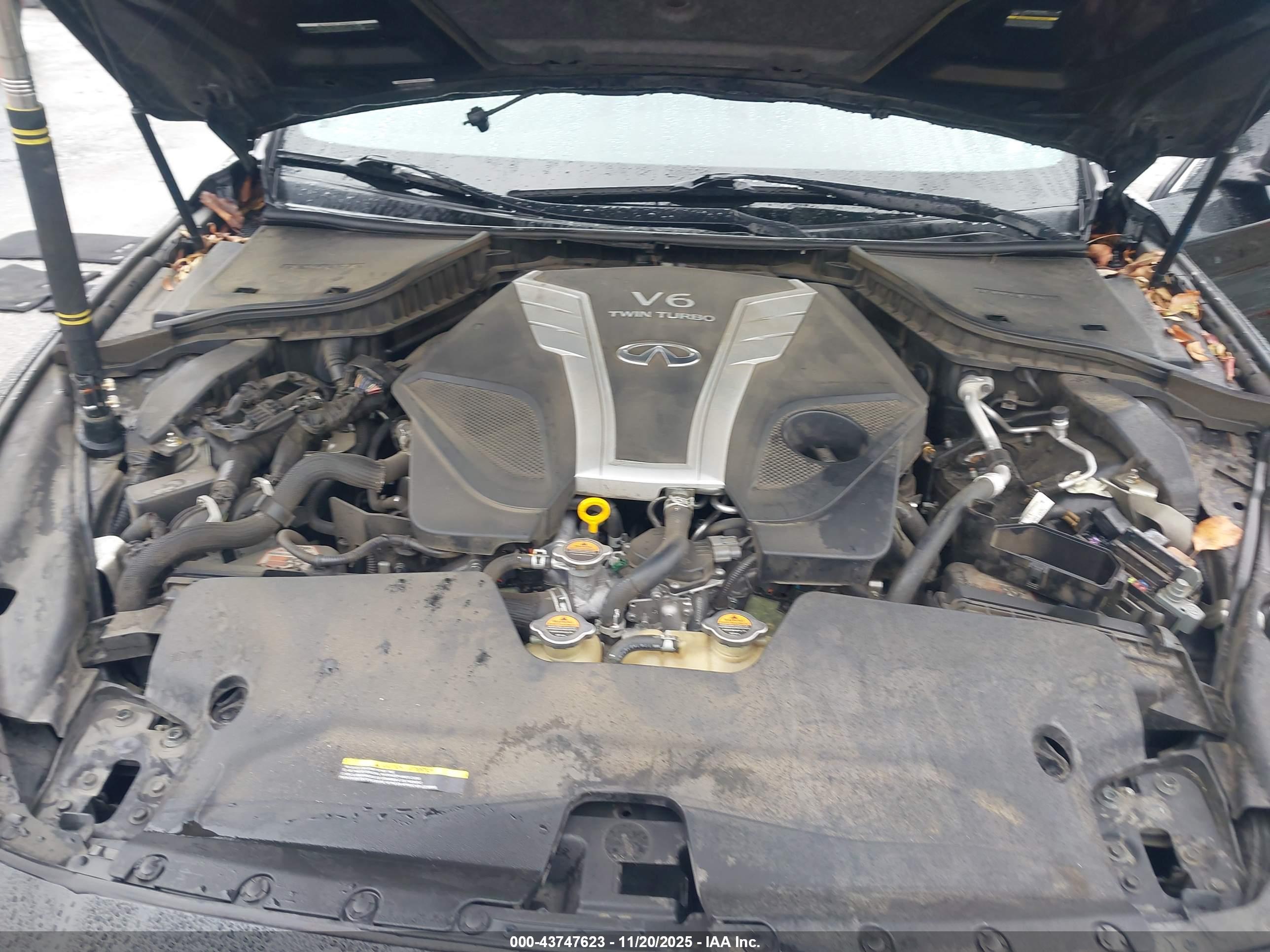 INFINITI Q50 image 10