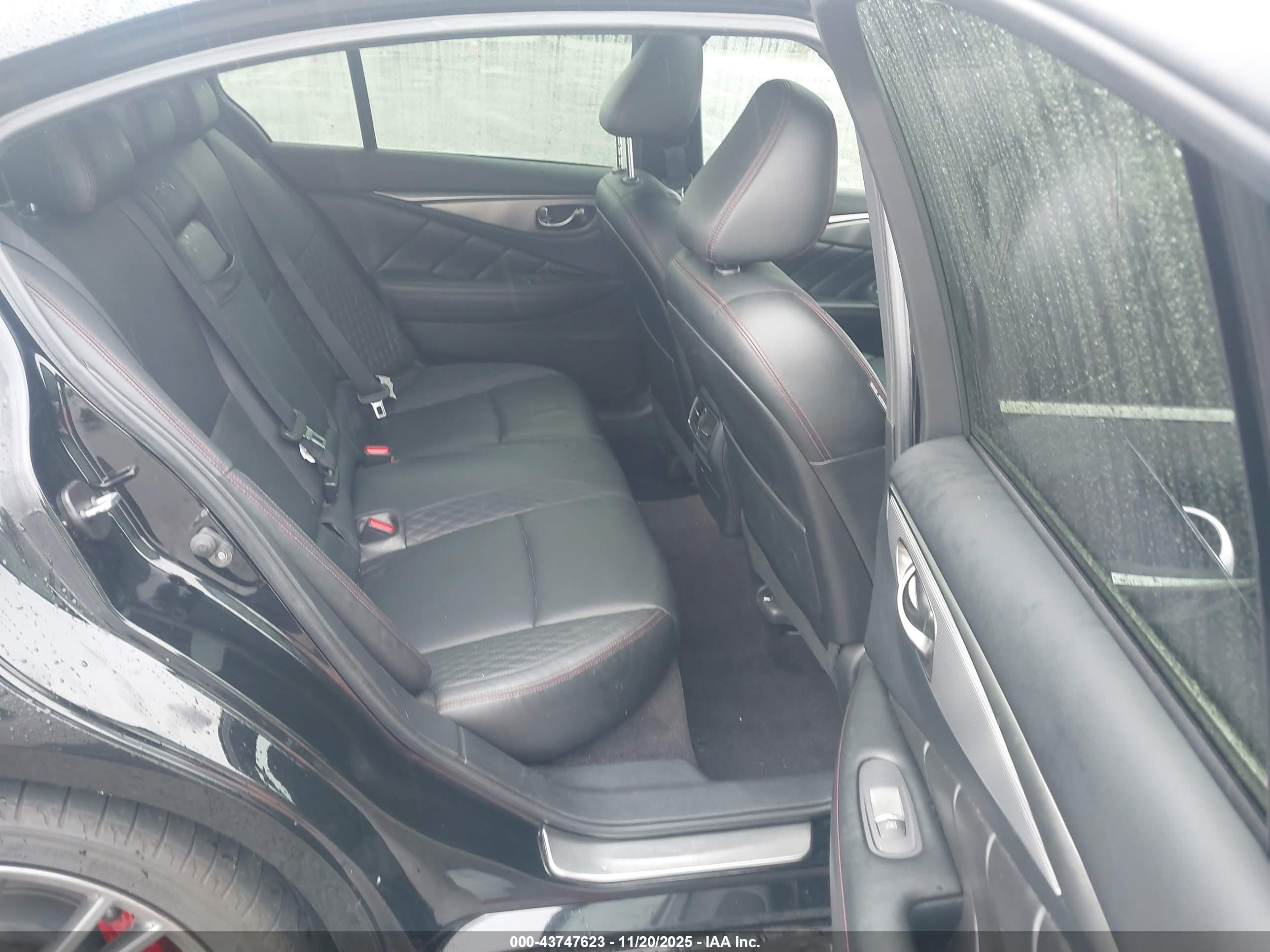 INFINITI Q50 image 8