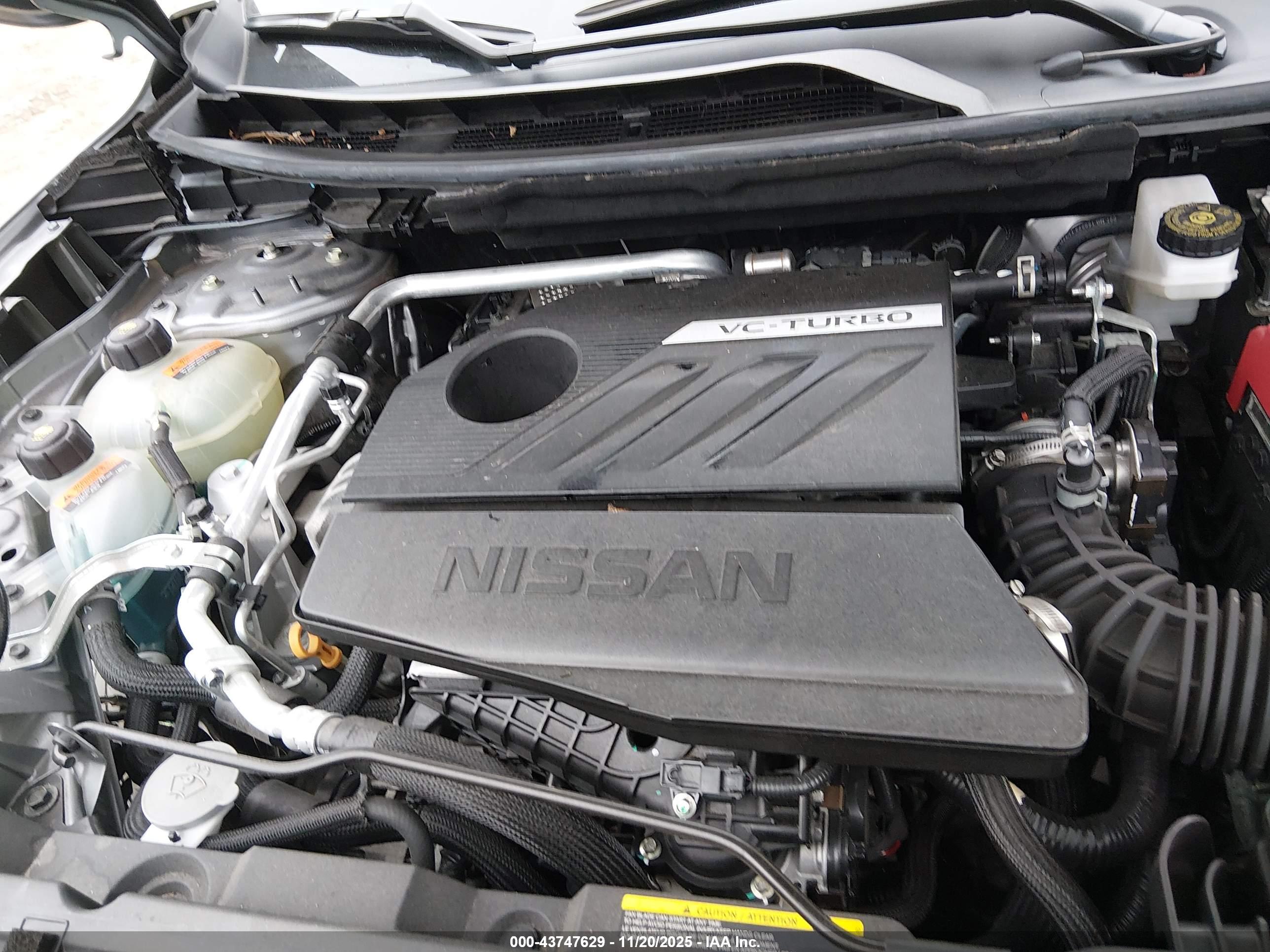NISSAN ROGUE image 10