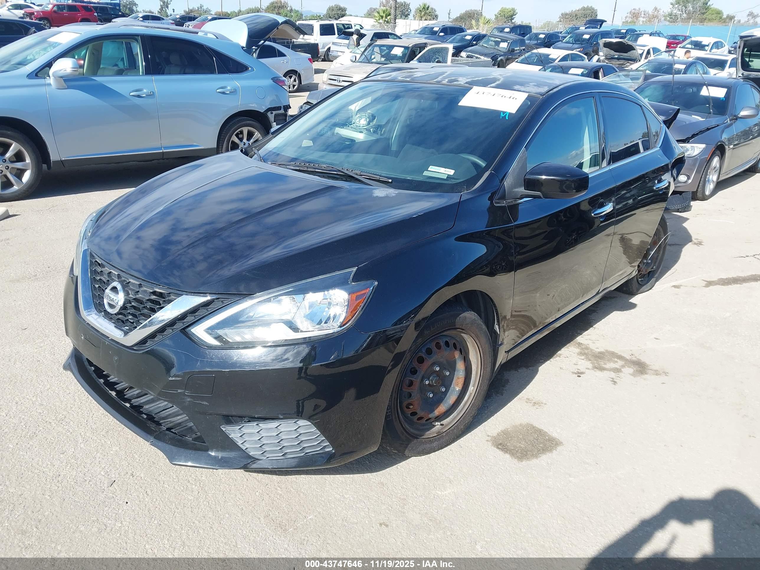 NISSAN SENTRA image 2