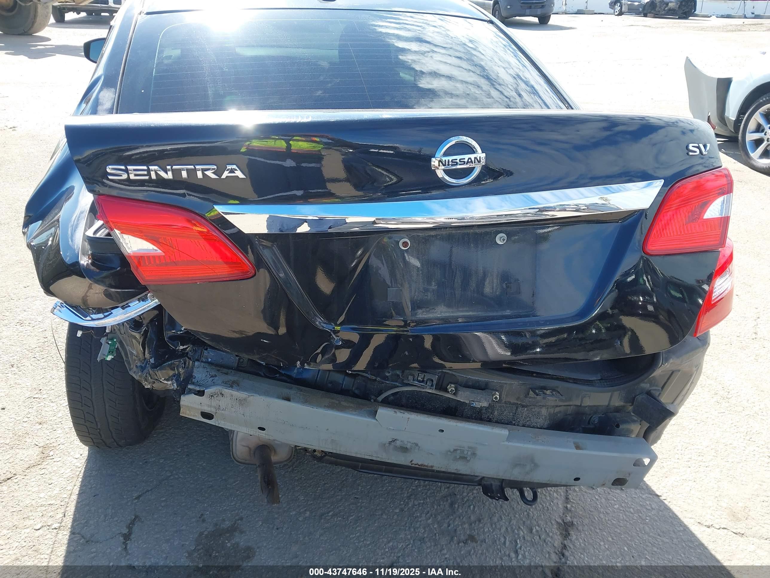 NISSAN SENTRA image 6