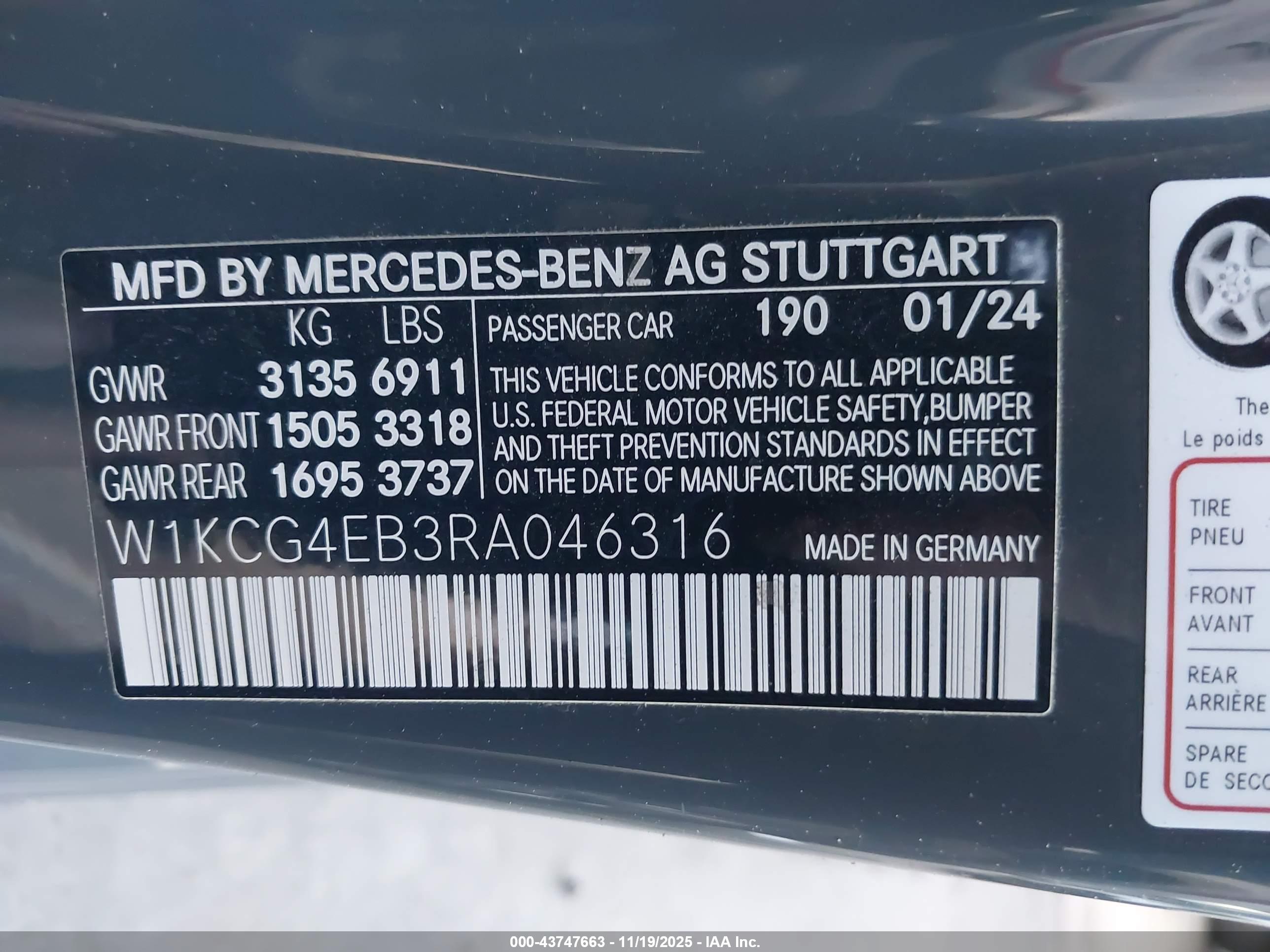 MERCEDES-BENZ EQS image 9