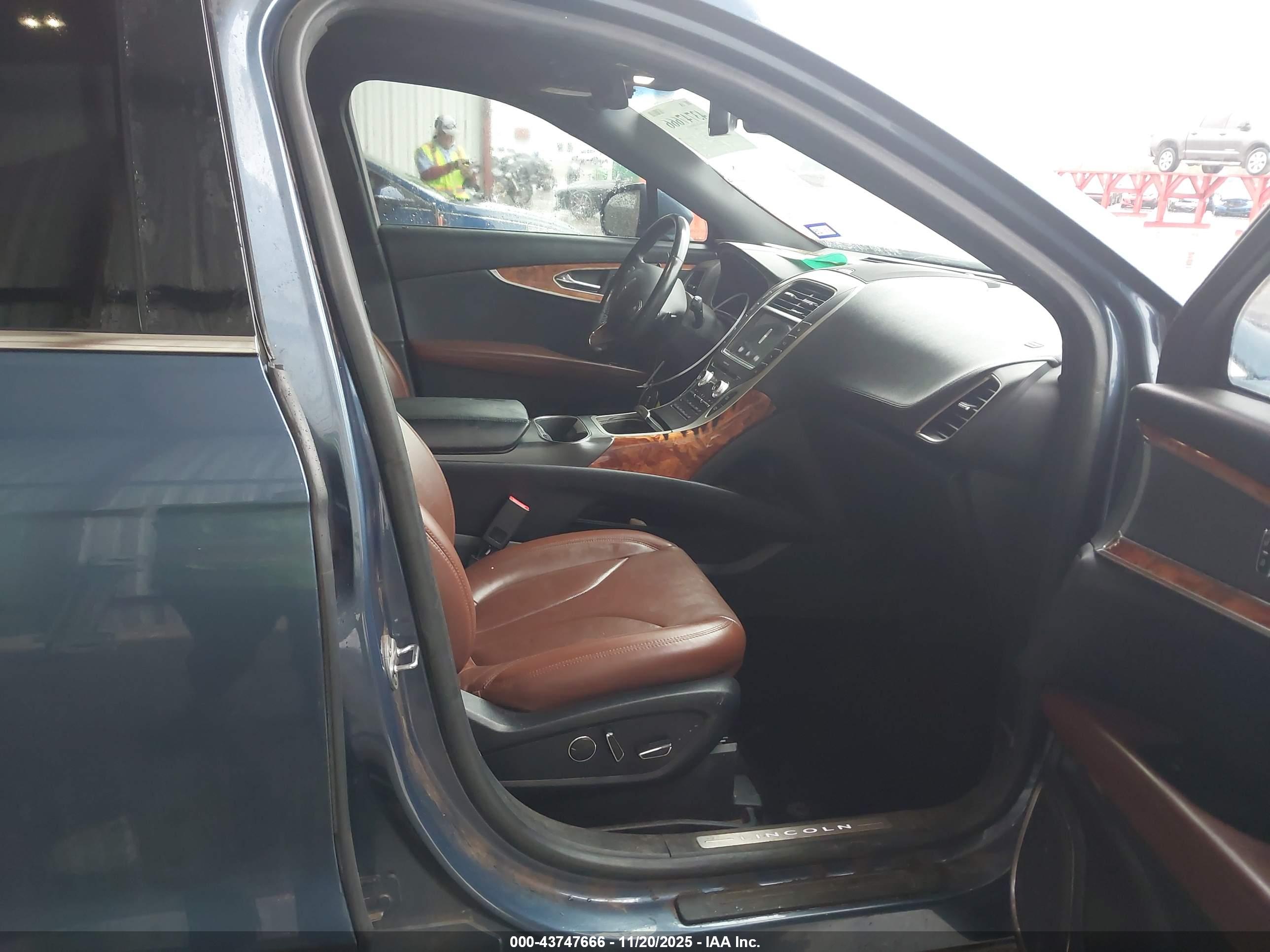 LINCOLN MKX image 5