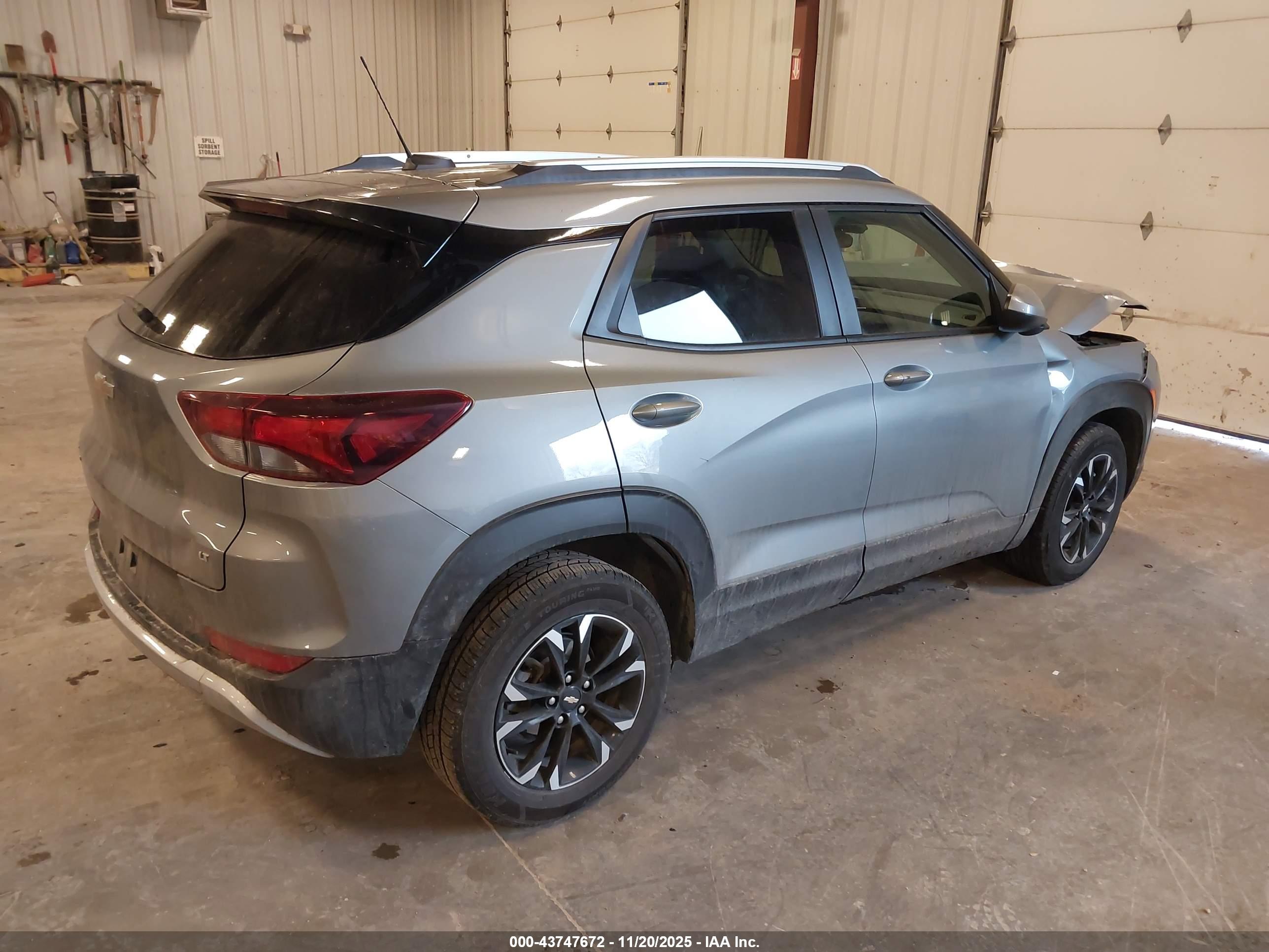 CHEVROLET TRAILBLAZER image 4