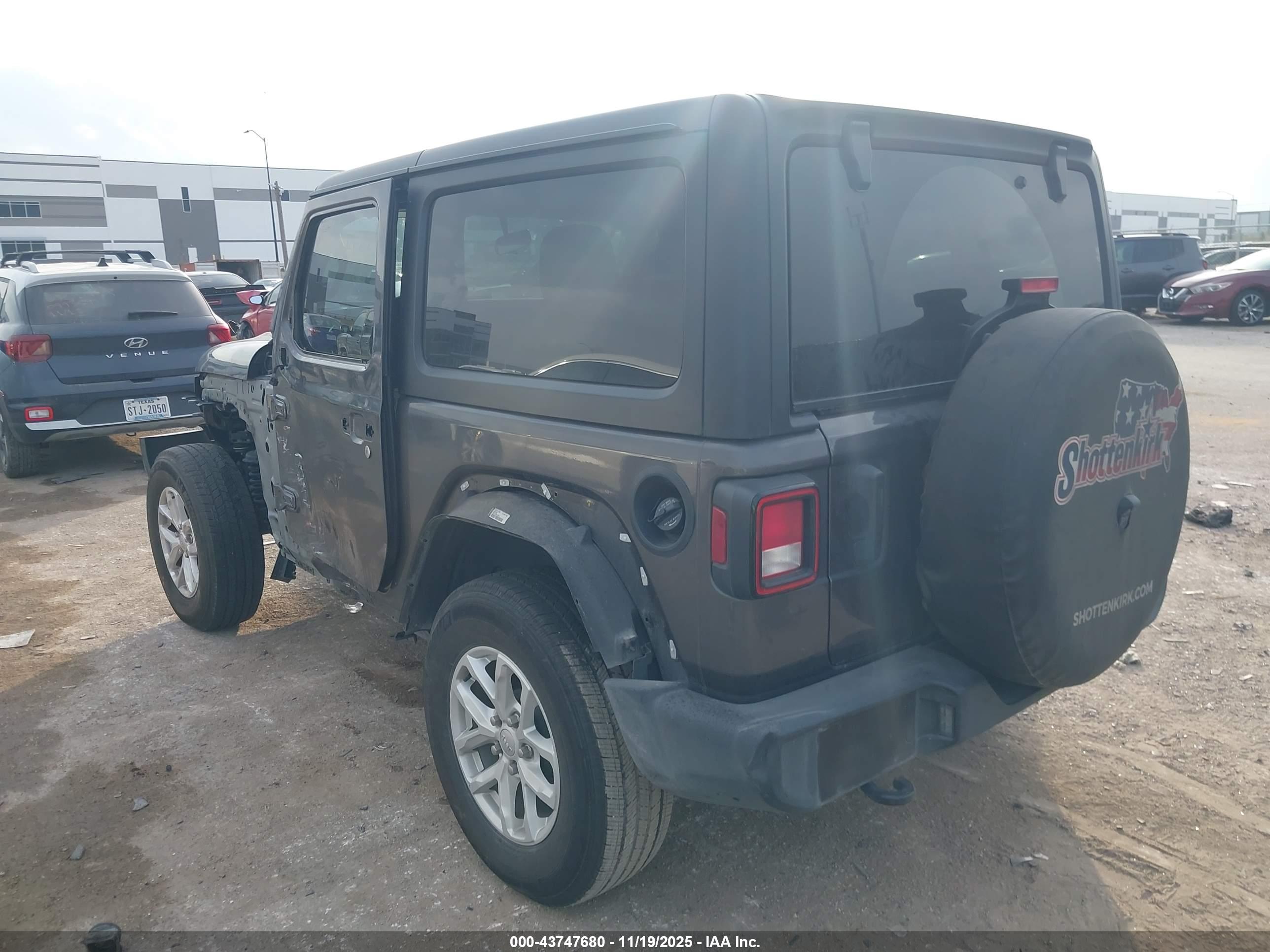 JEEP WRANGLER image 3
