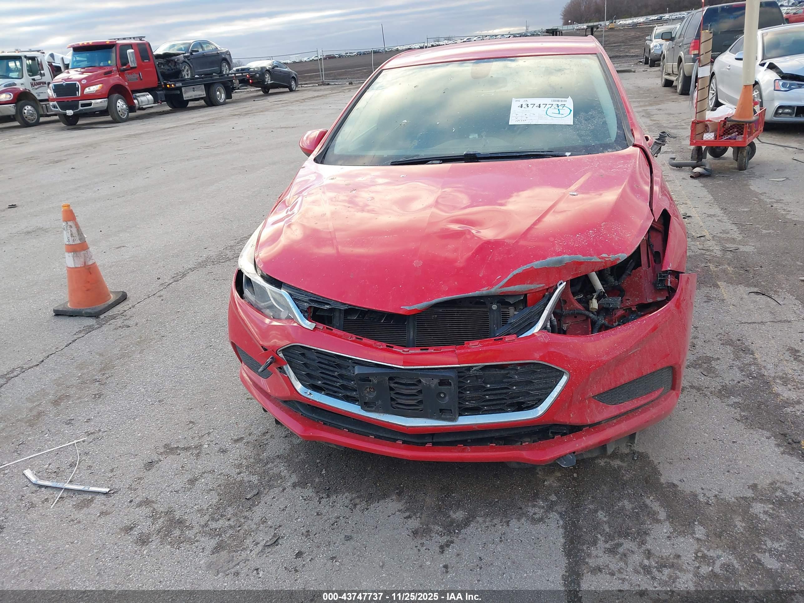 CHEVROLET CRUZE image 6
