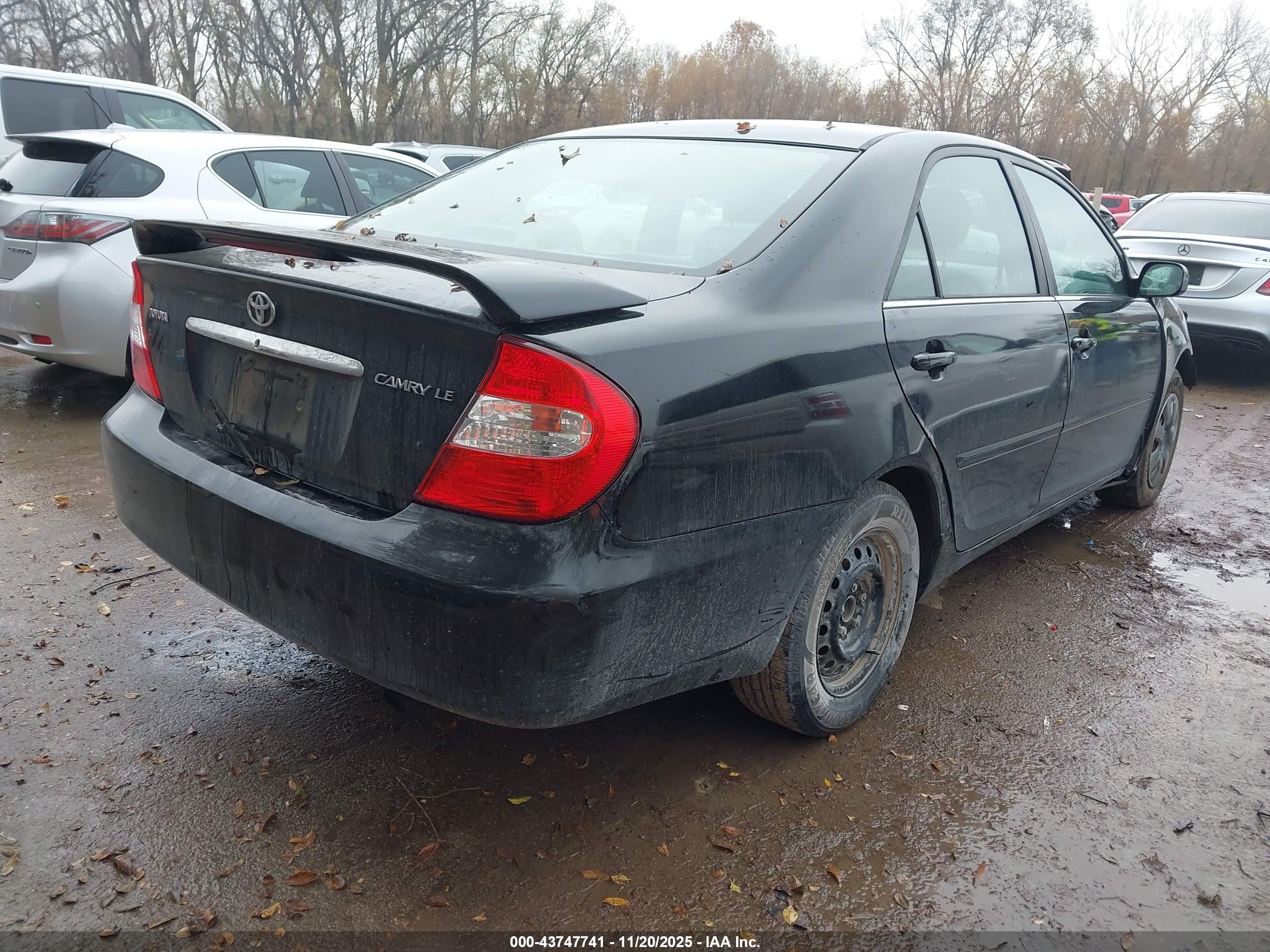 TOYOTA CAMRY image 4