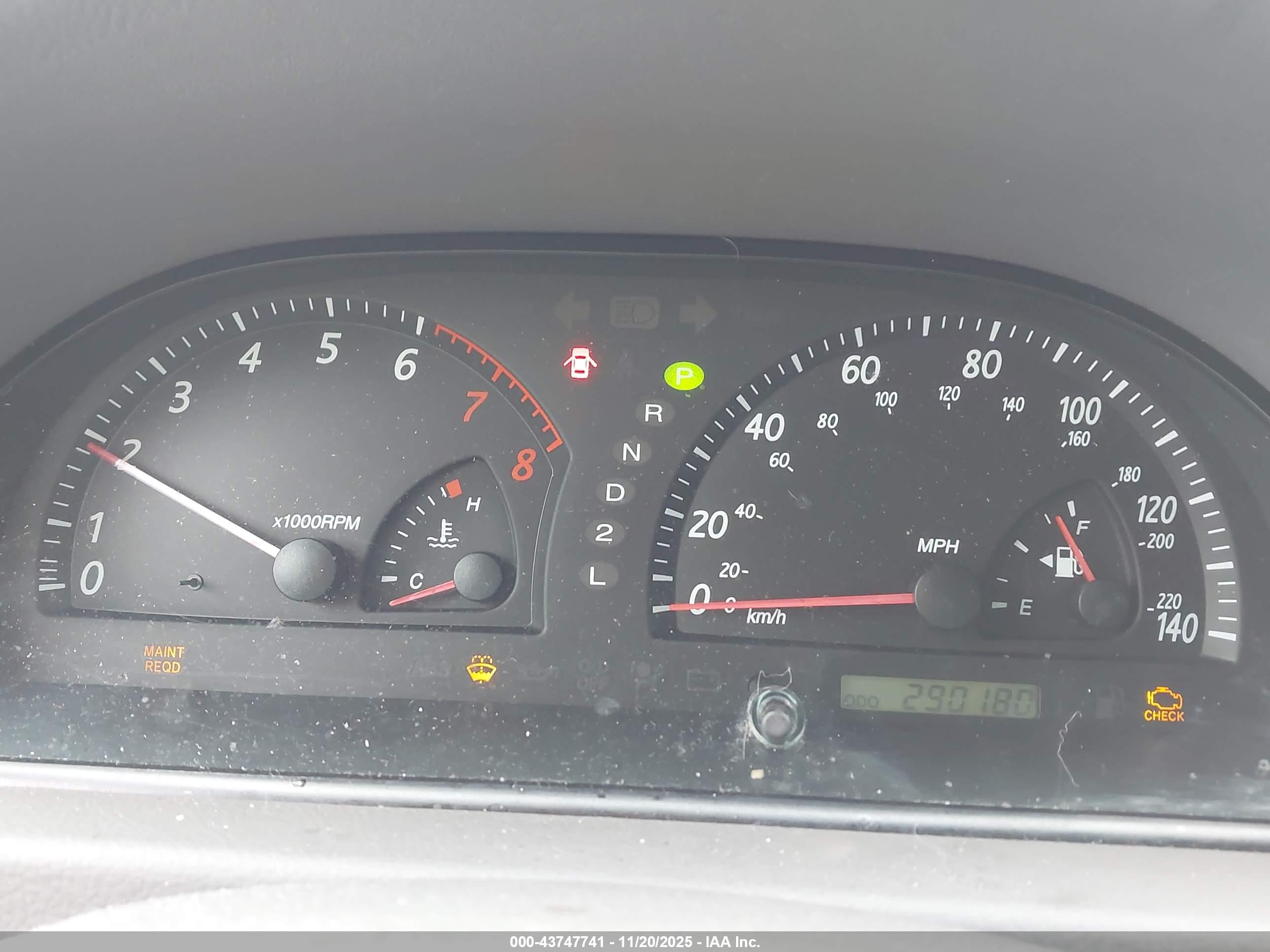 TOYOTA CAMRY image 7